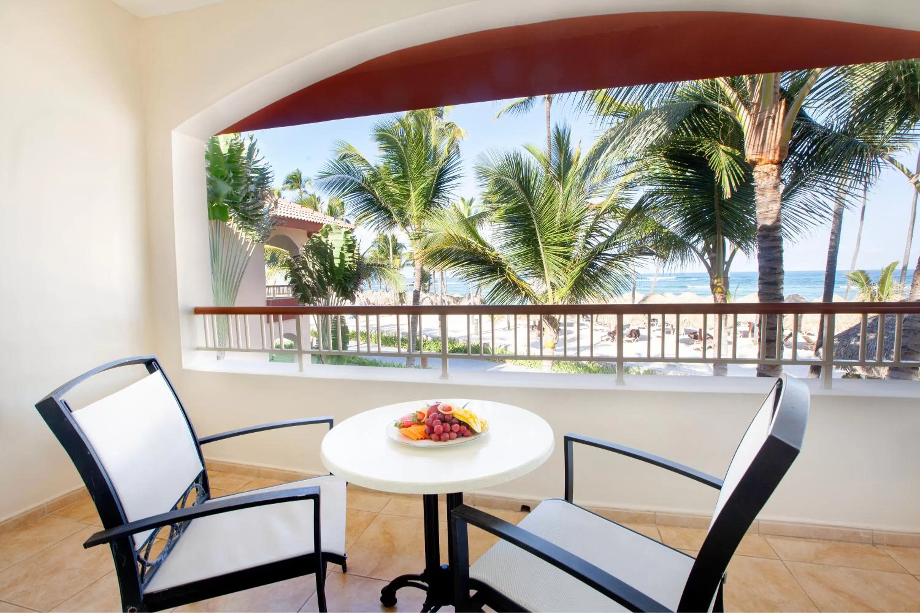 Junior Suite Ocean View with Jacuzzi  - single occupancy - Free WiFi in Majestic Colonial Punta Cana - All Inclusive