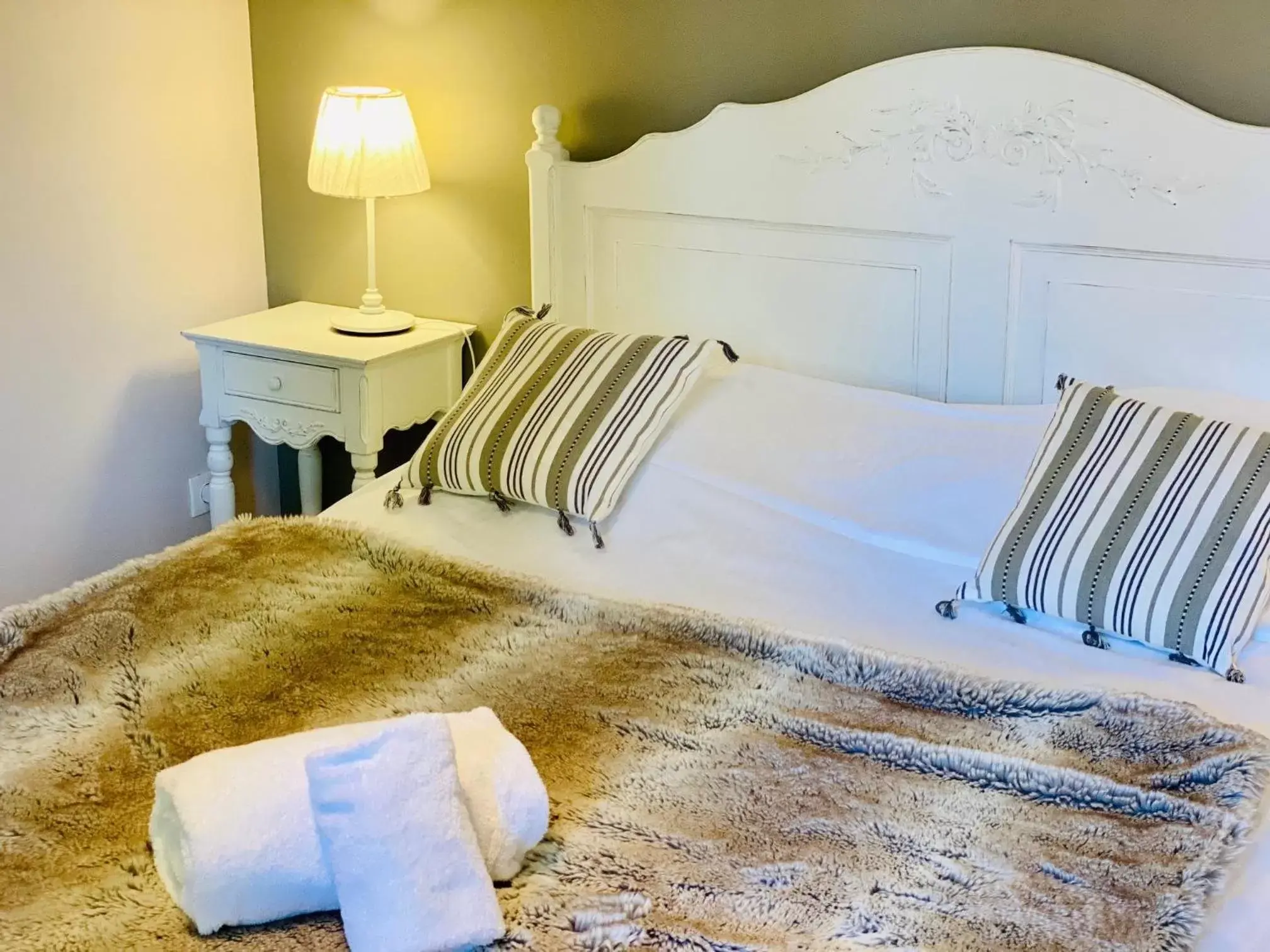 Bed in Les Villas du Domaine de Suzel