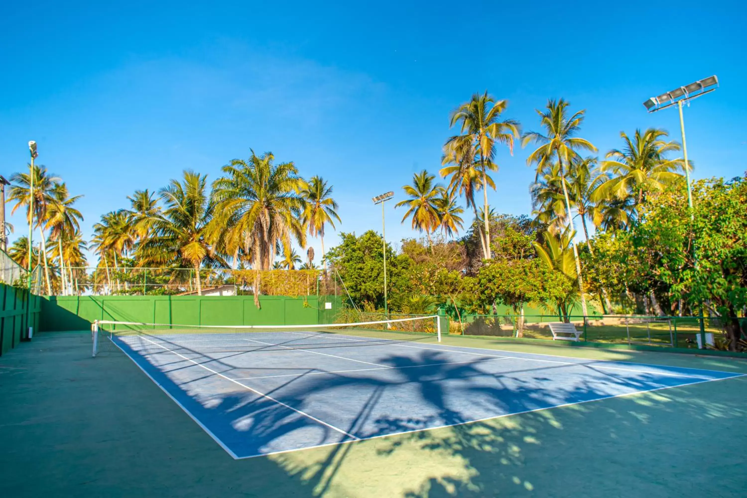 Tennis court, Swimming Pool in Portobello Praia