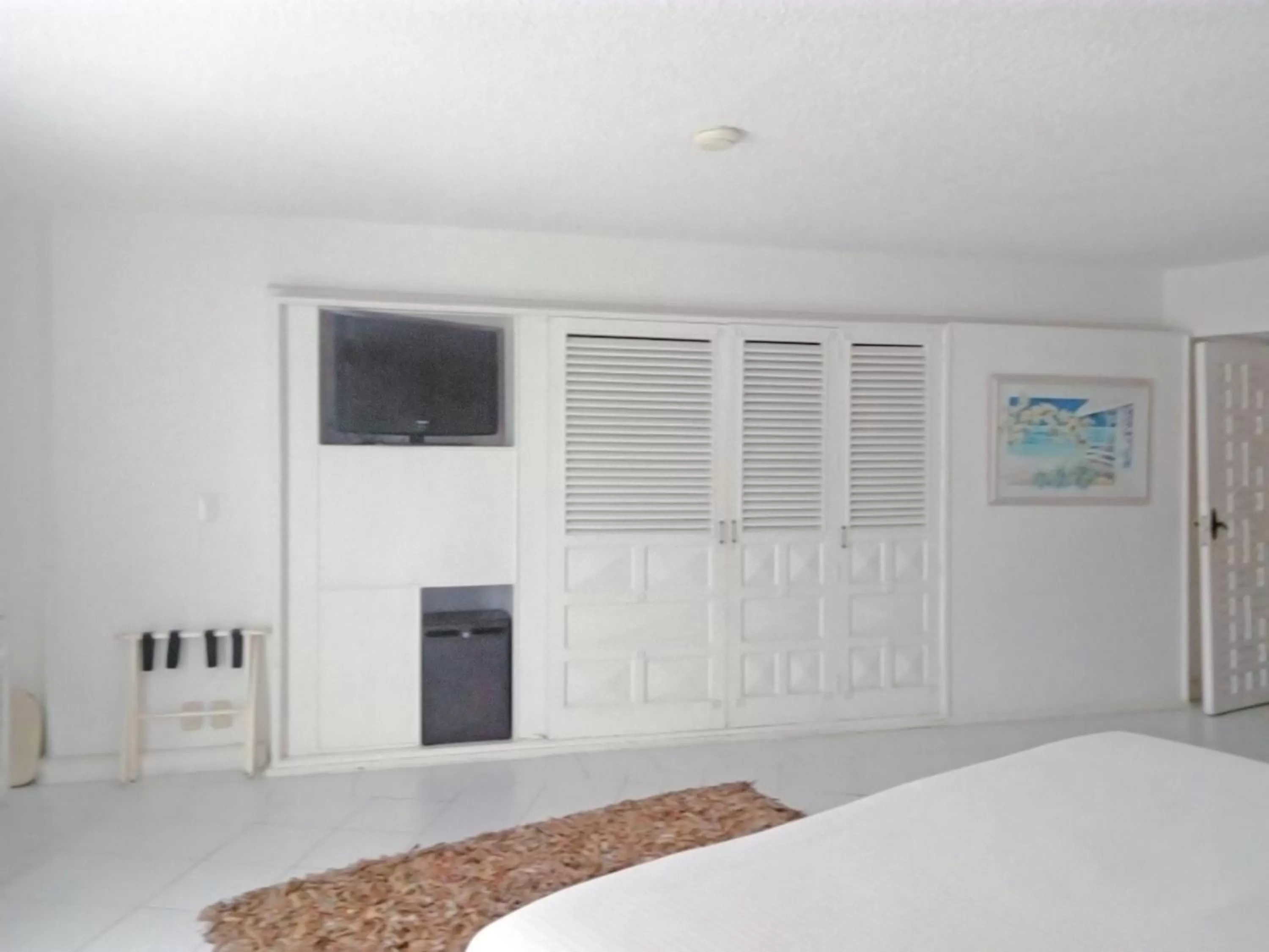 Photo of the whole room, Seating Area in Calinda Beach Acapulco