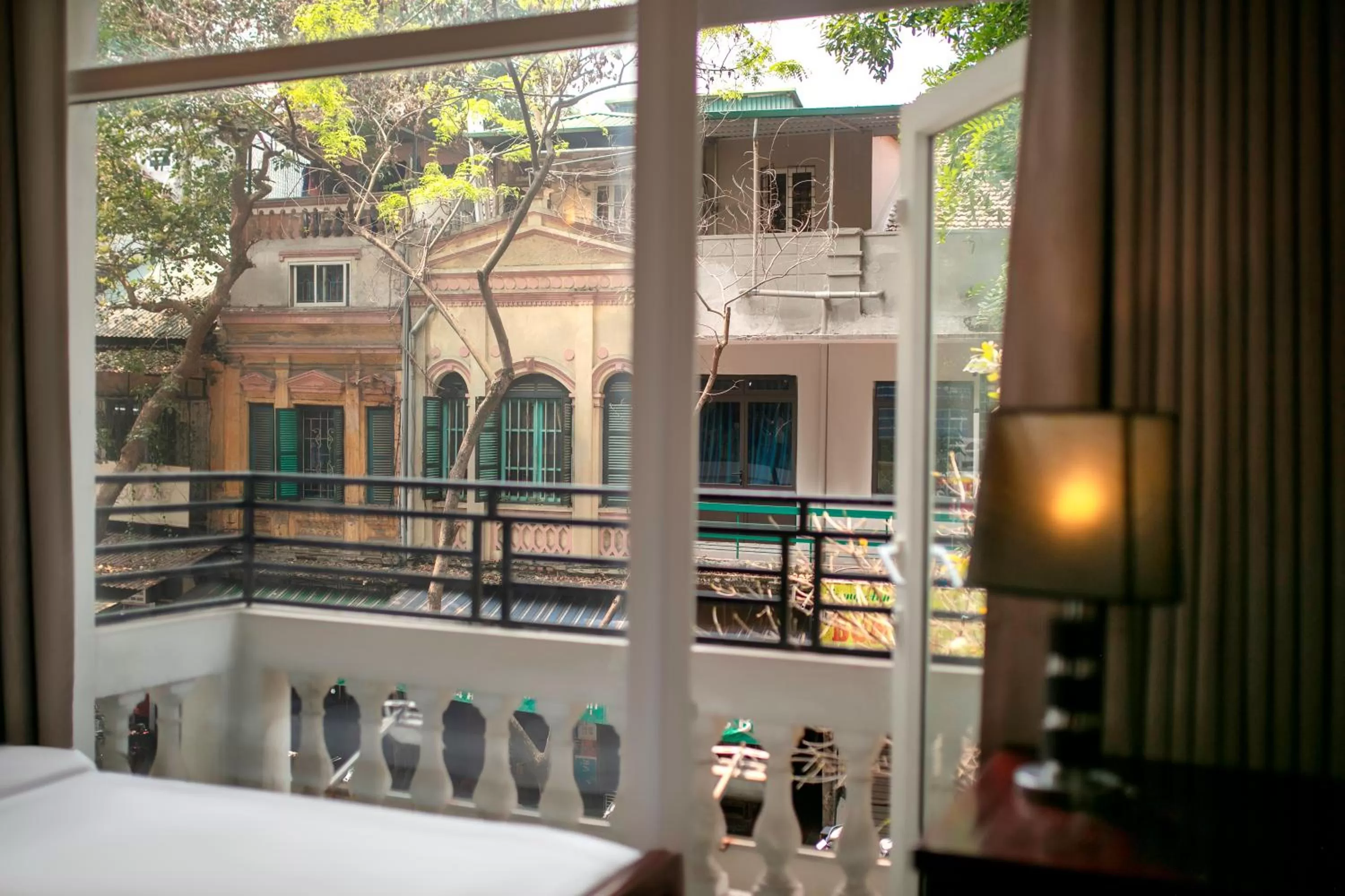 Bed in Bonjour Hanoi Hotel & Travel