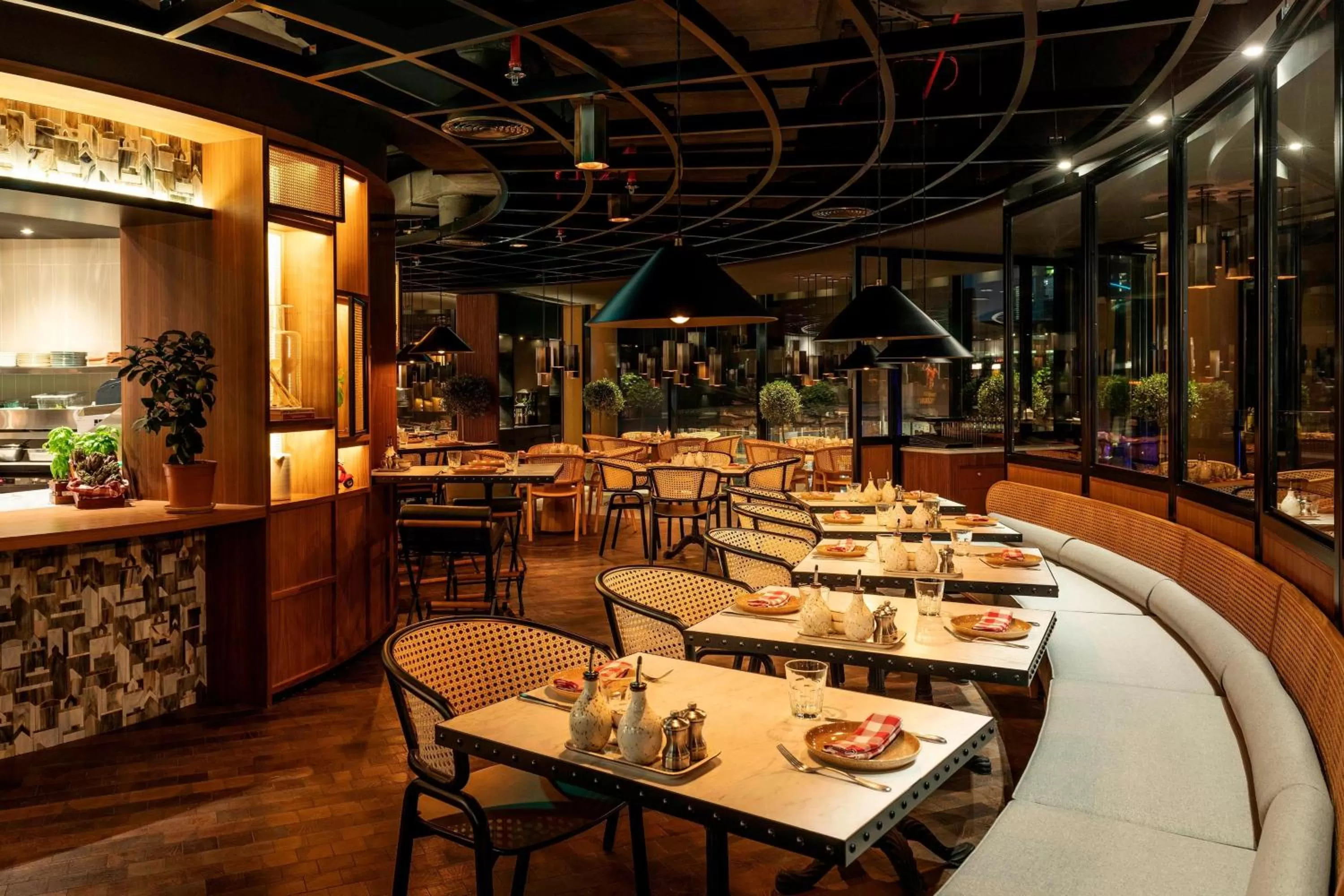 Restaurant/places to eat in Le Royal Meridien Beach Resort & Spa Dubai