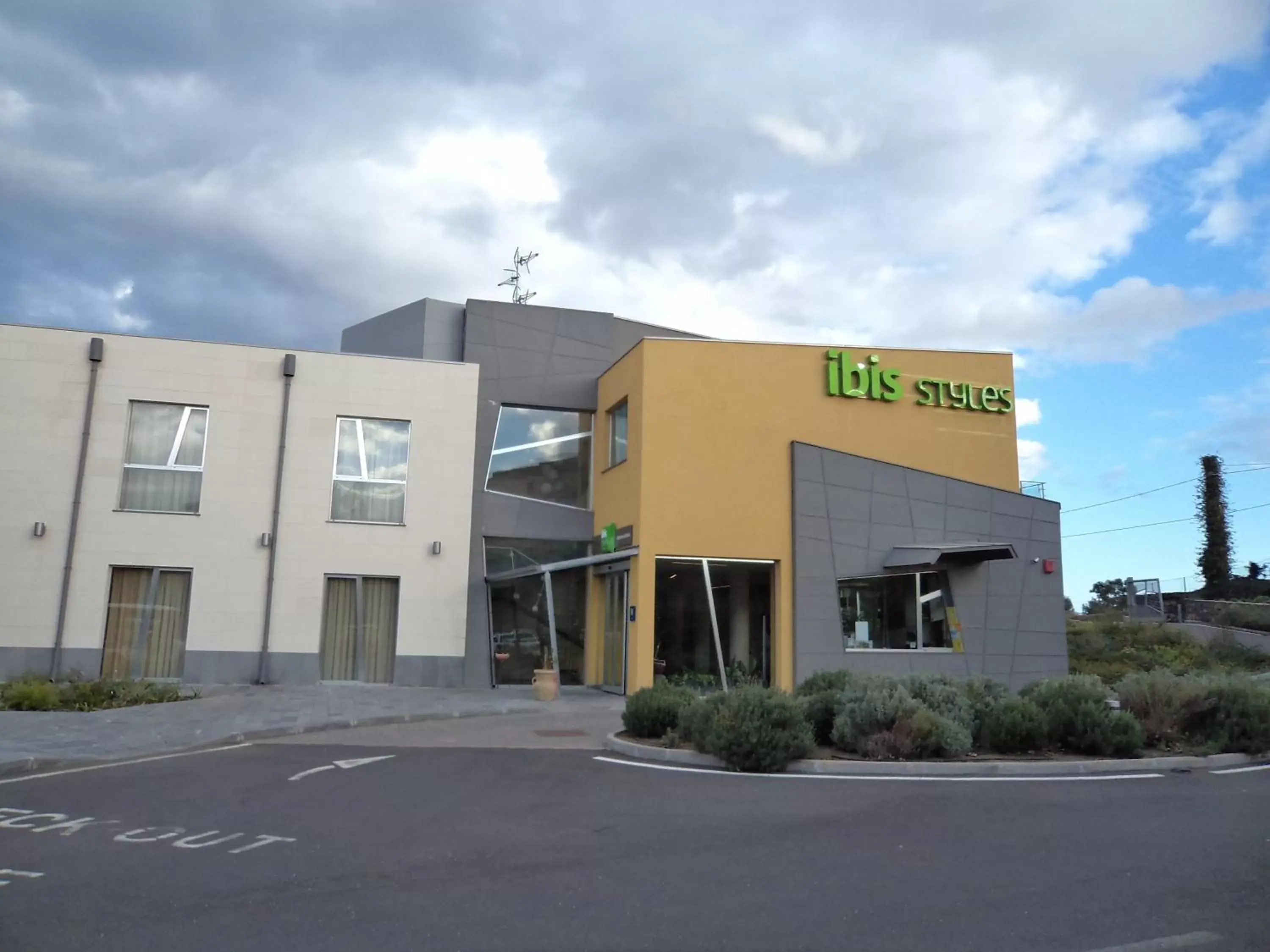 Facade/entrance, Property Building in ibis Styles Catania Acireale