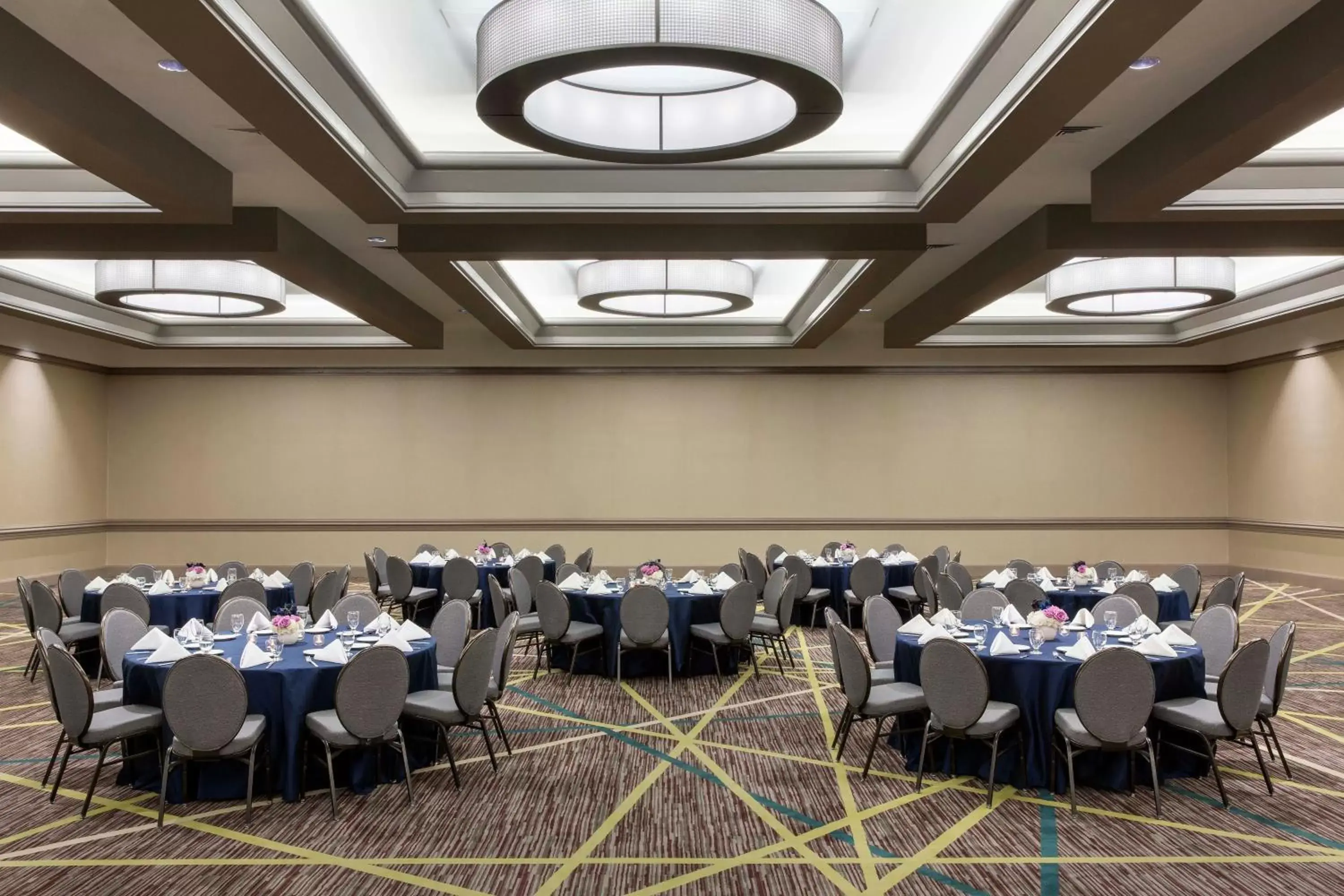 Banquet/Function facilities, Restaurant/Places to Eat in Crowne Plaza Atlanta Midtown, an IHG Hotel