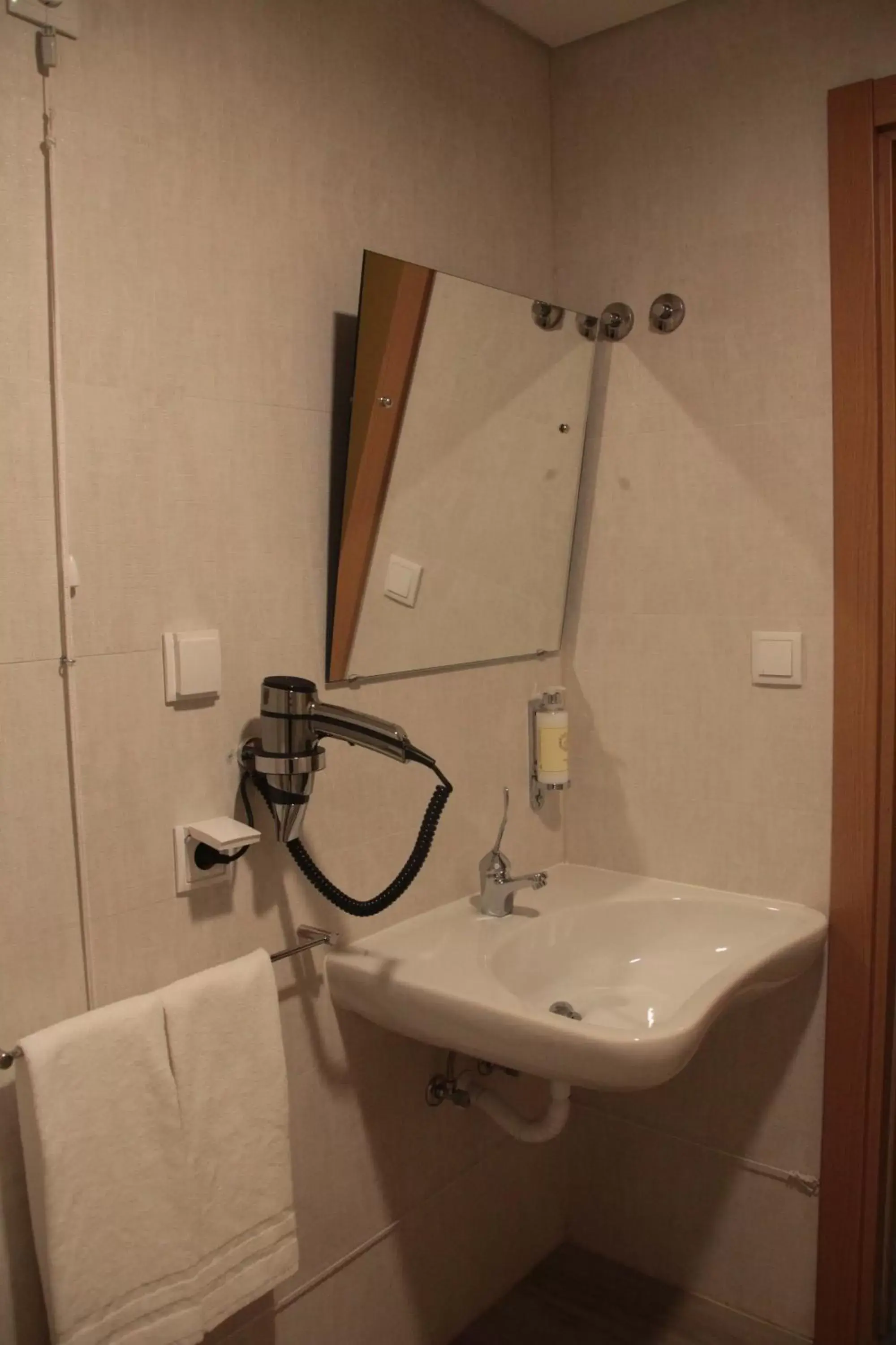 Bathroom in Hotel da Vila