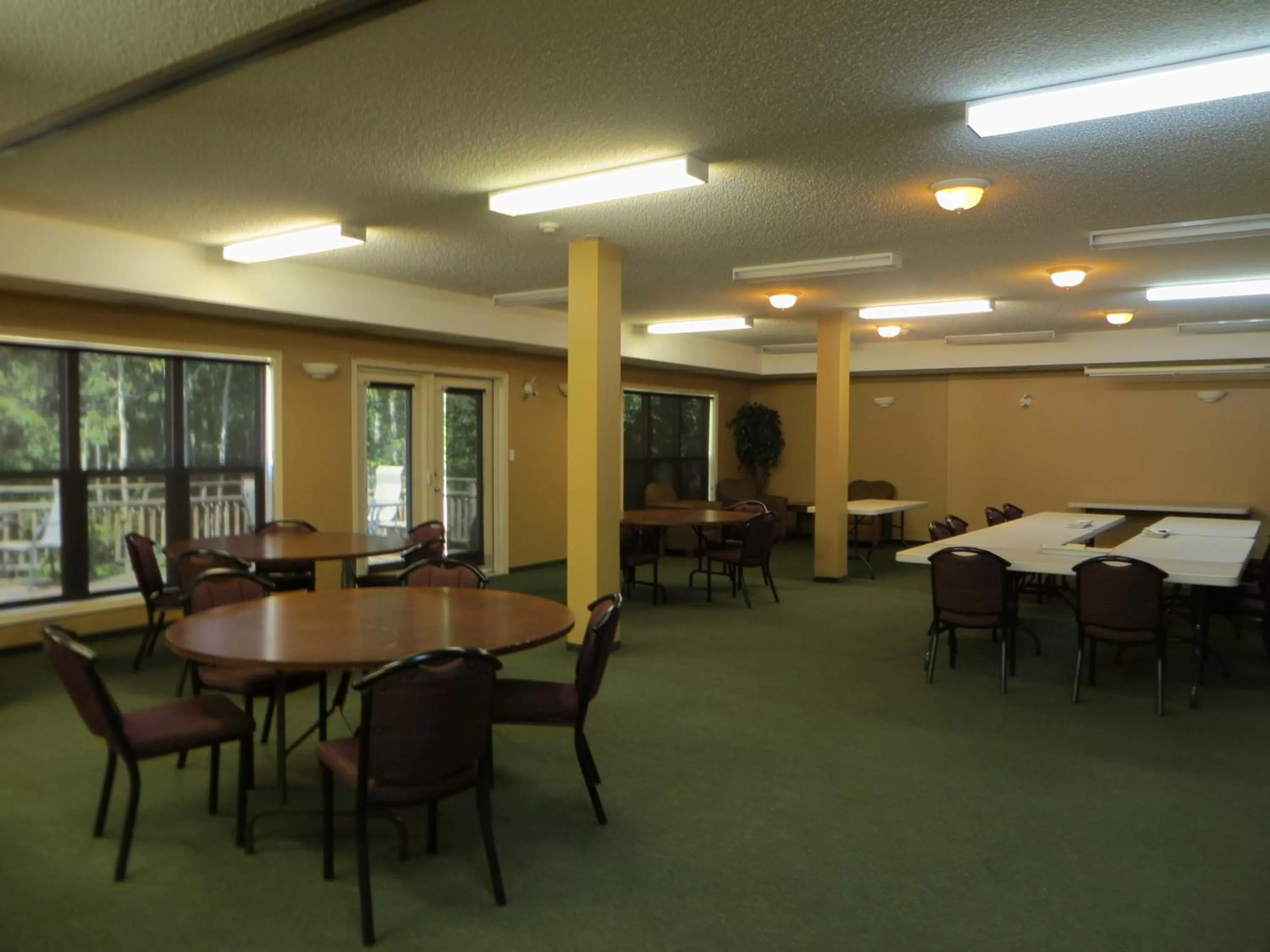Meeting/conference room in Village Creek Country Inn