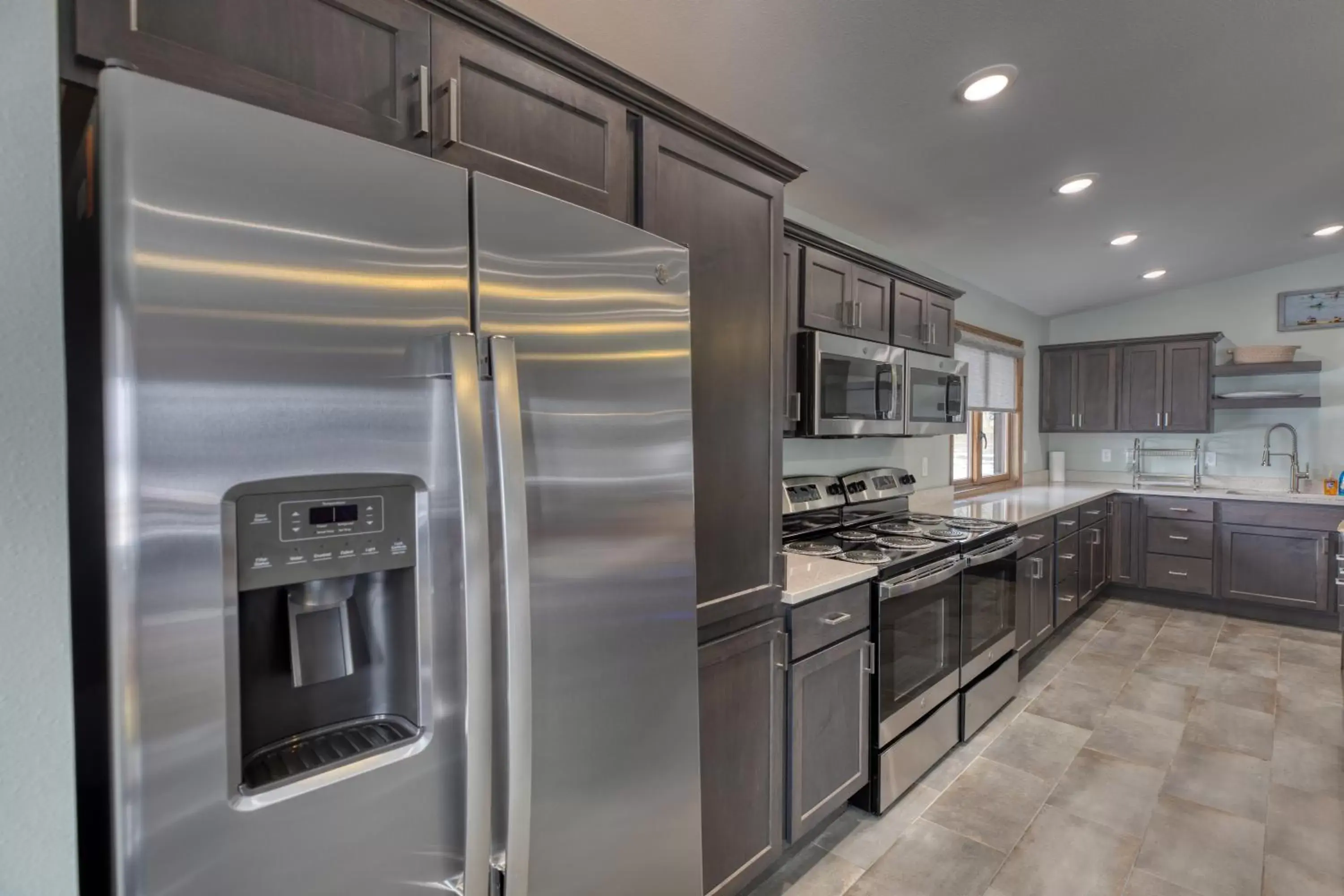 Kitchen/Kitchenette in Lewis & Clark Resort