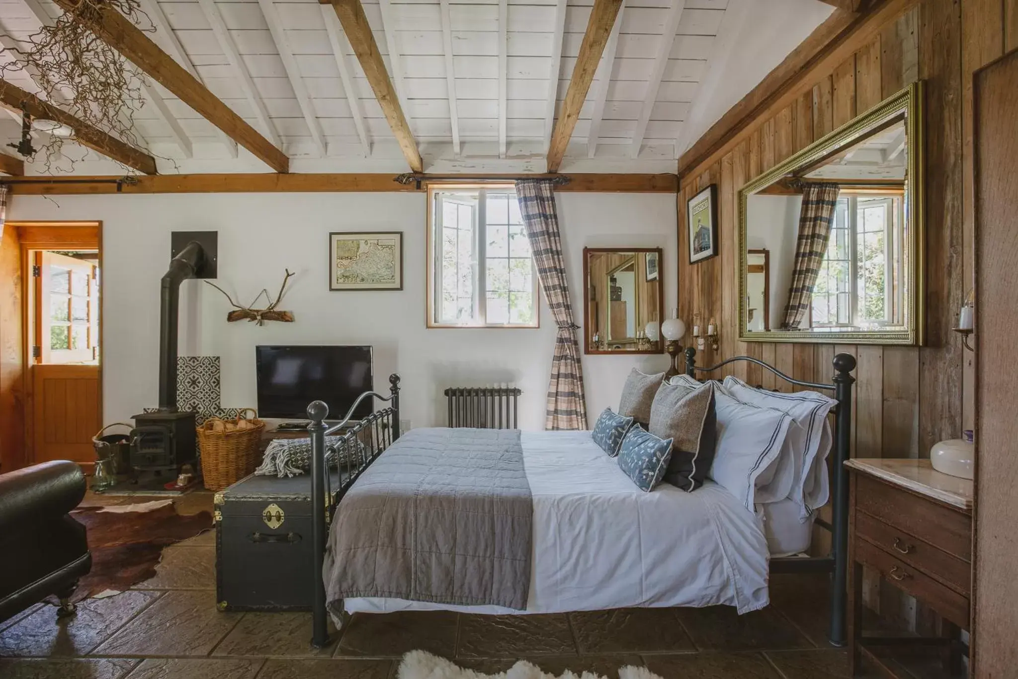 Photo of the whole room in Outbuildings Dorset