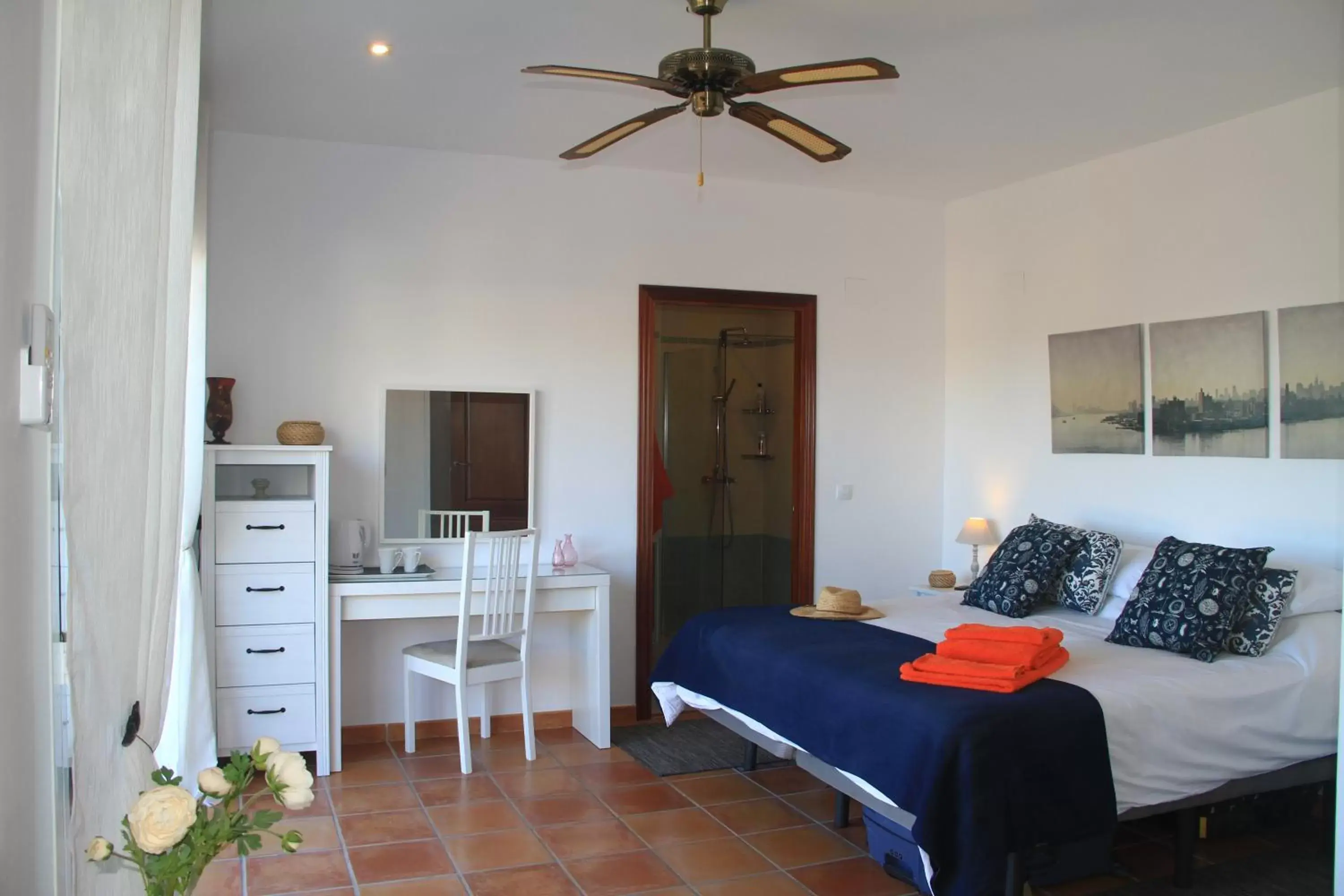 Bathroom, Seating Area in Villa Beniarres Guest House B&B in Moraira