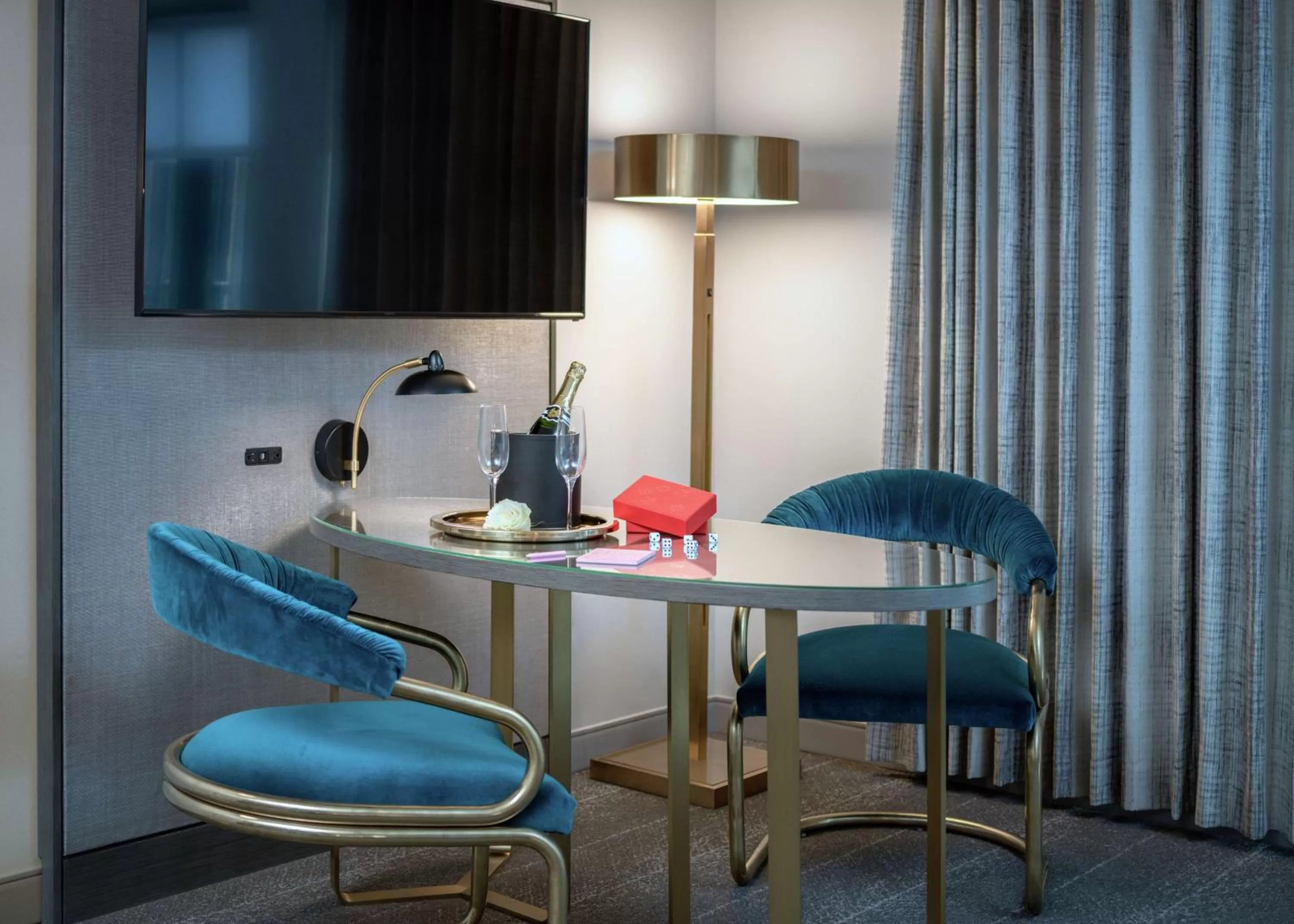 Bedroom in Tulsa Club Hotel Curio Collection By Hilton