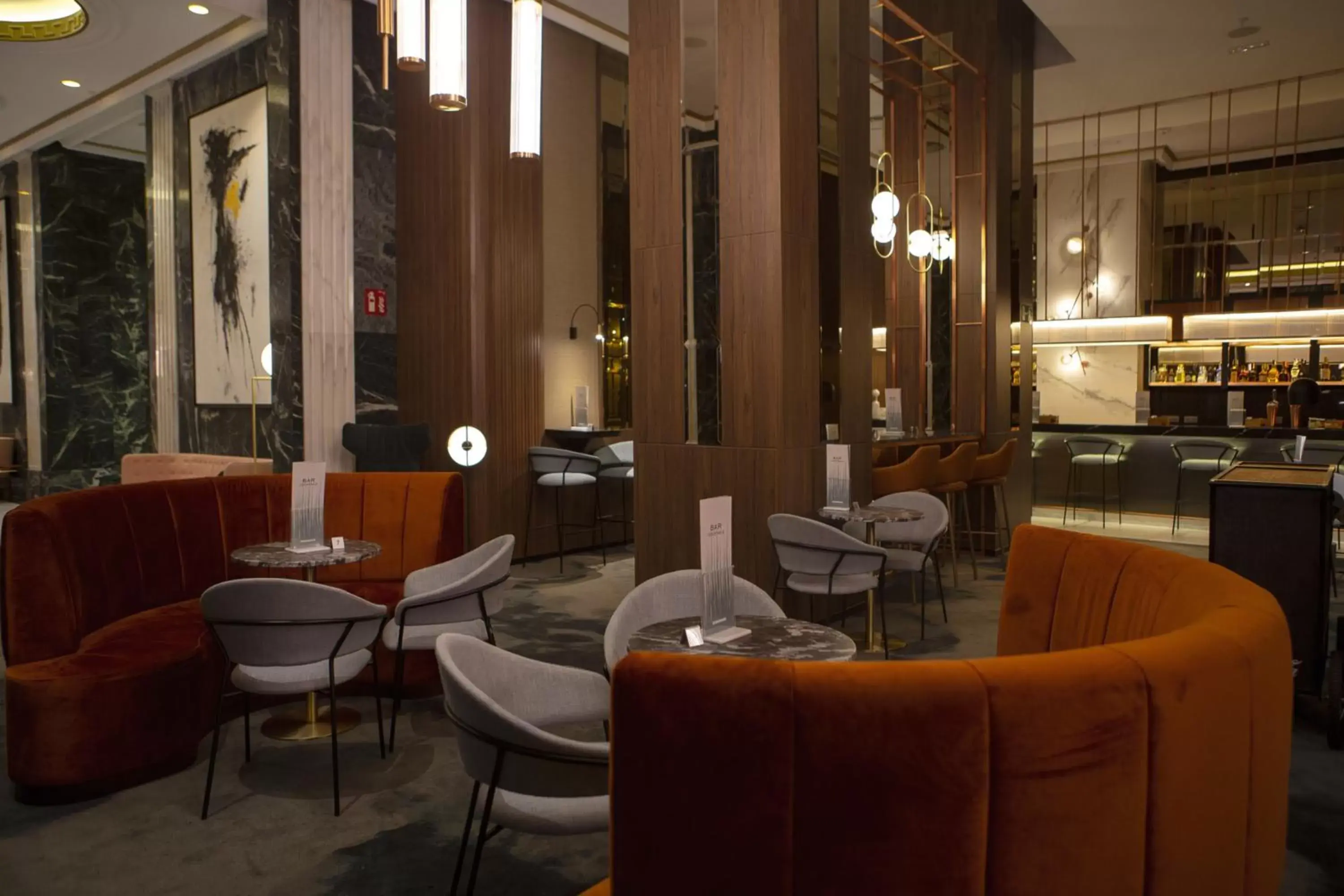 Lounge or bar, Lounge/Bar in Riu Plaza España