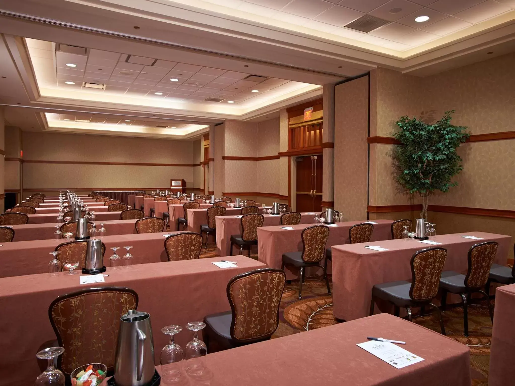 Business facilities in Seneca Niagara Resort & Casino