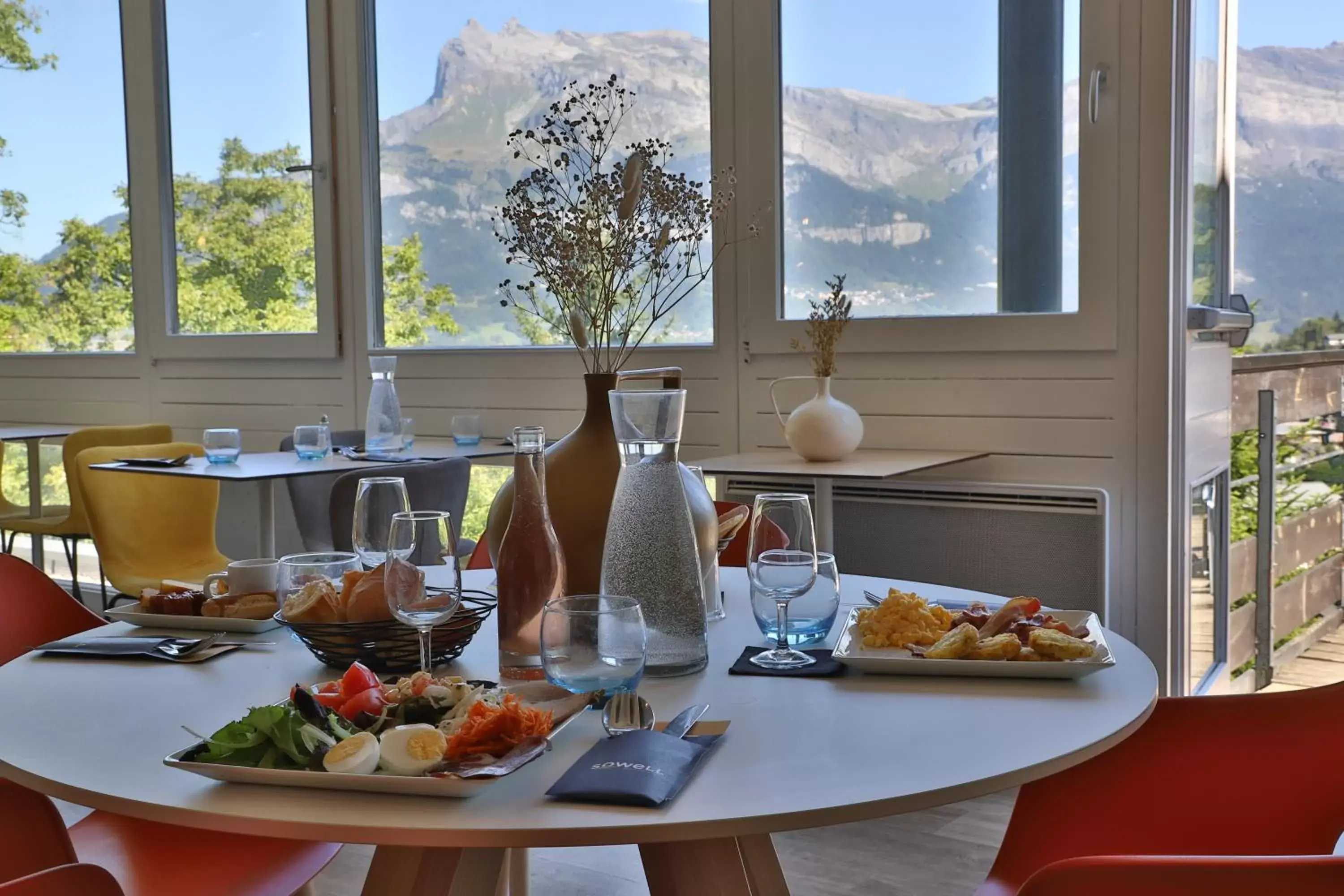 Restaurant/places to eat in SOWELL HOTELS Mont Blanc et SPA Restaurant/places to eat in SOWELL HOTELS Mont Blanc et SPA