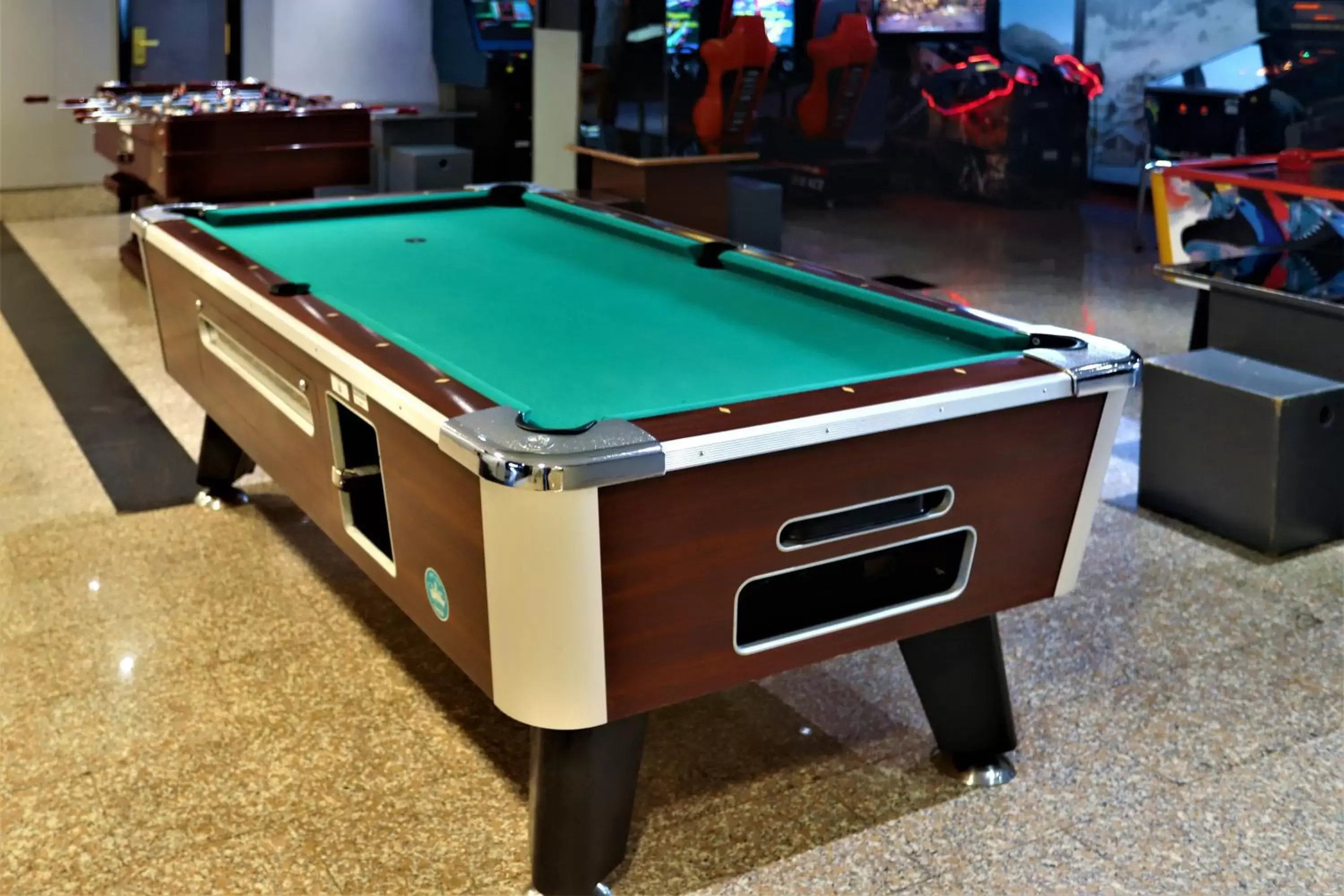 Billiard, Billiards in Hotel Panorama