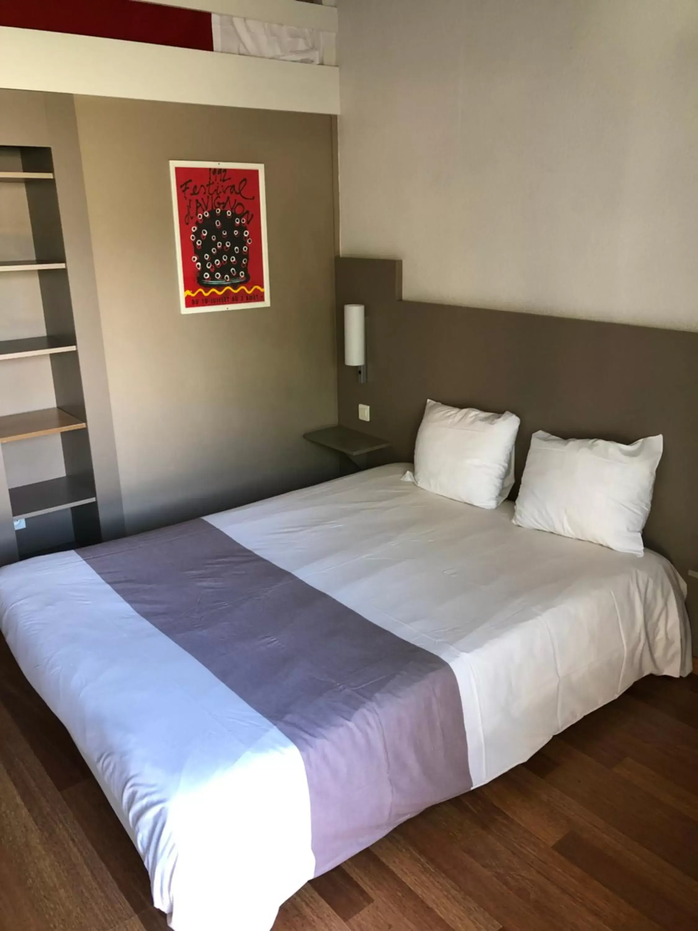 Bed in Hotel Cristol