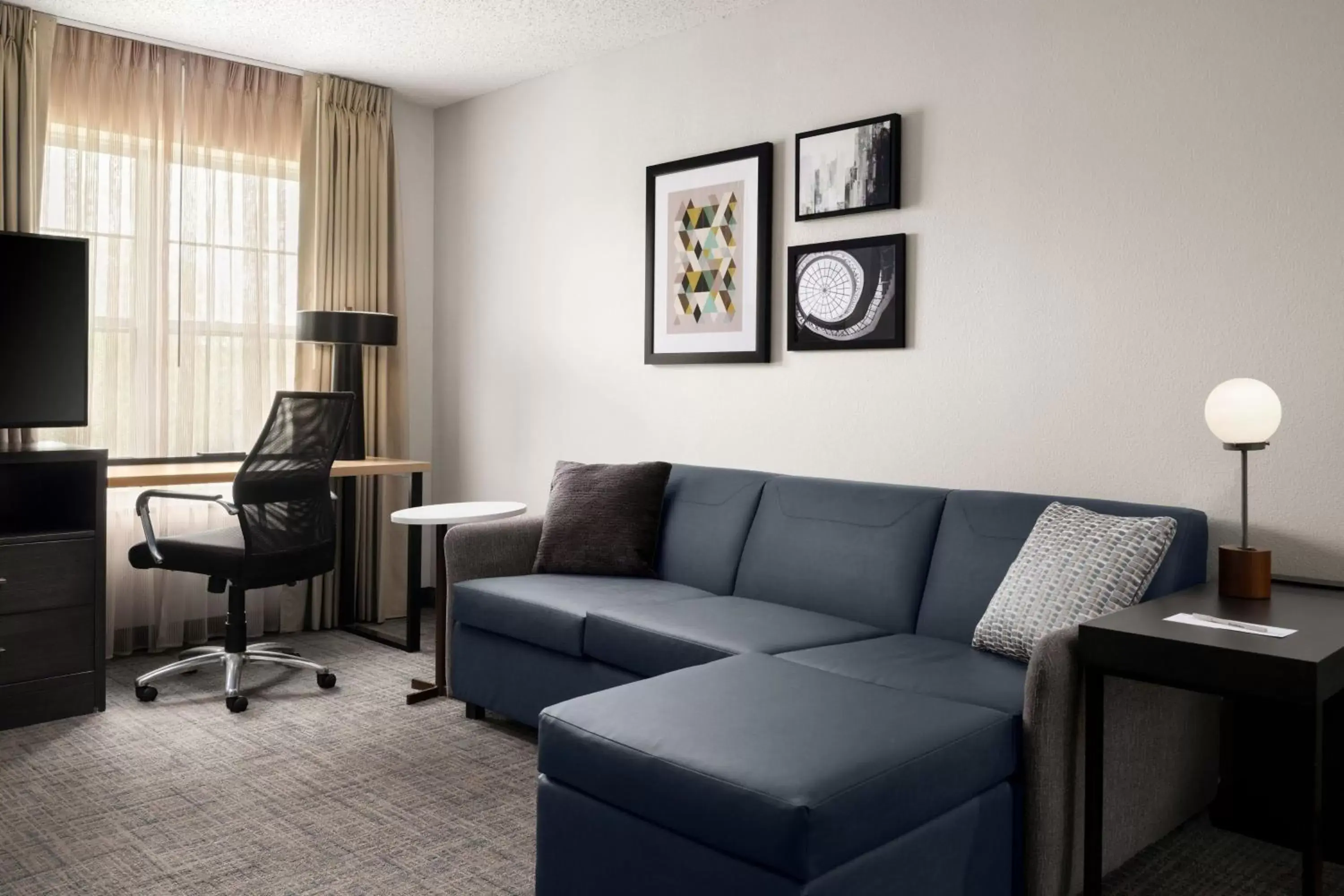 Living room, Seating Area in Residence Inn Mount Olive At International Trade Center