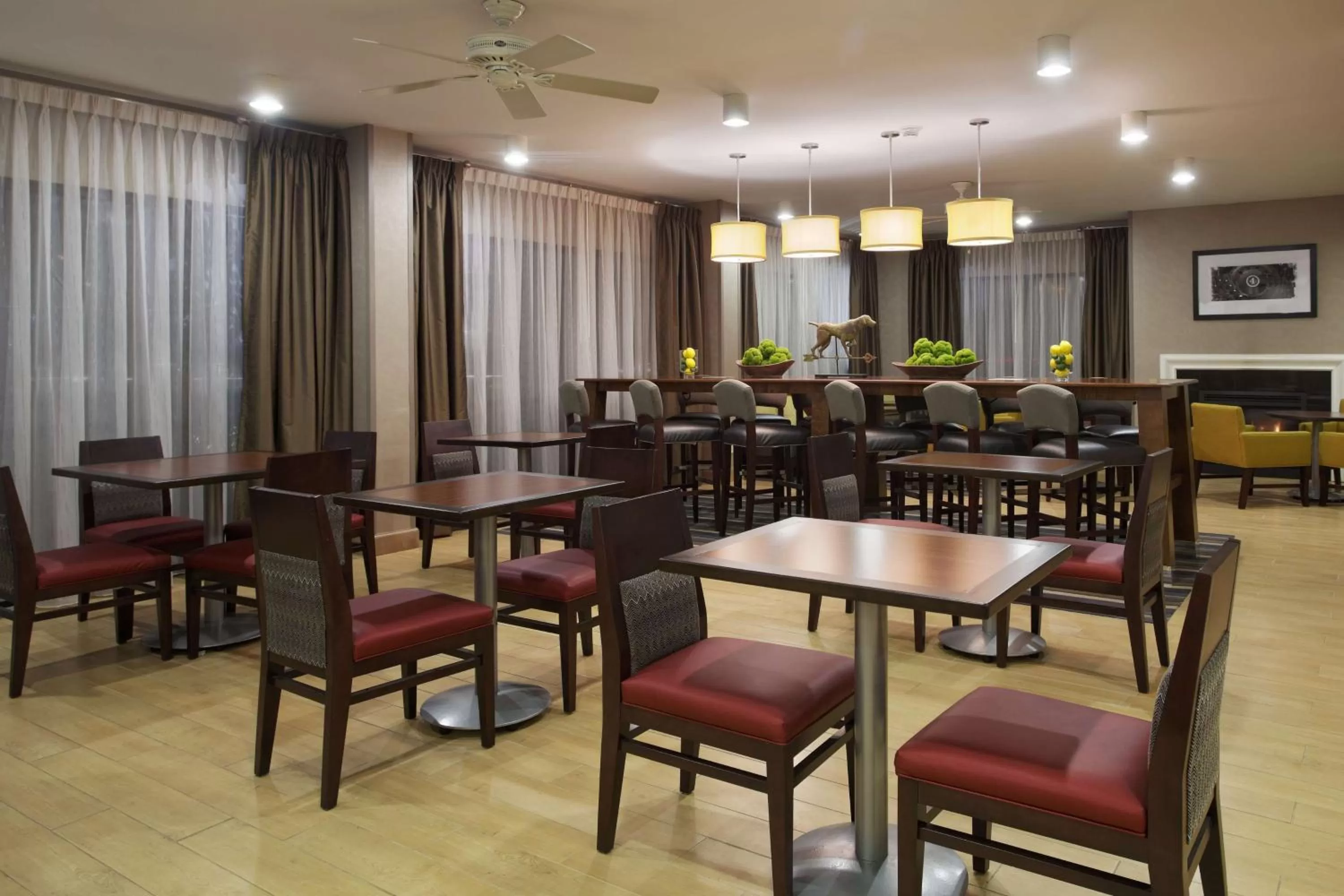 Lobby or reception in Hampton Inn Charlotte University Place