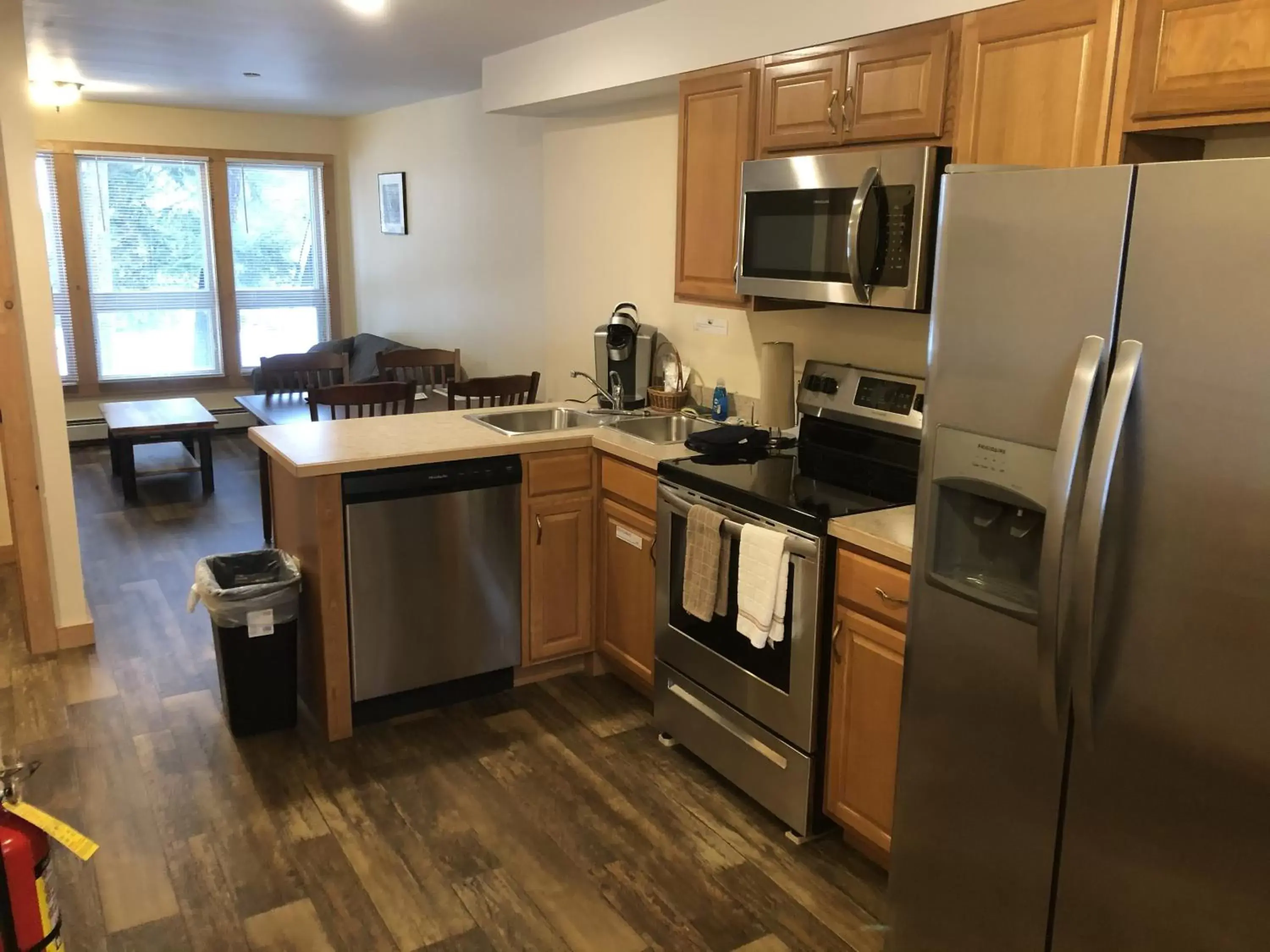 Kitchen or kitchenette, Kitchen/Kitchenette in The Woods Inn