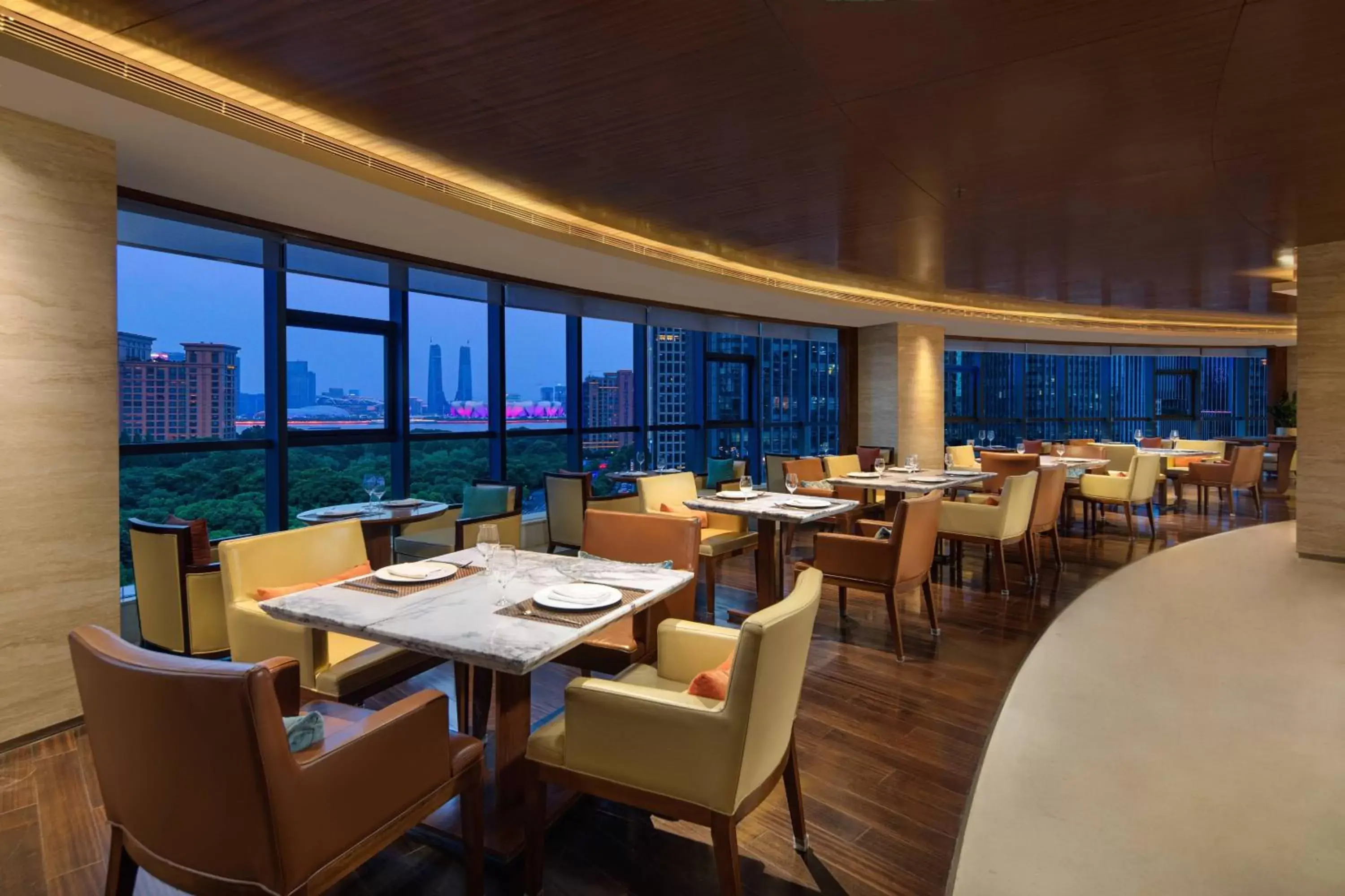 Lounge or bar, Restaurant/Places to Eat in Courtyard by Marriott Hangzhou Qianjiang