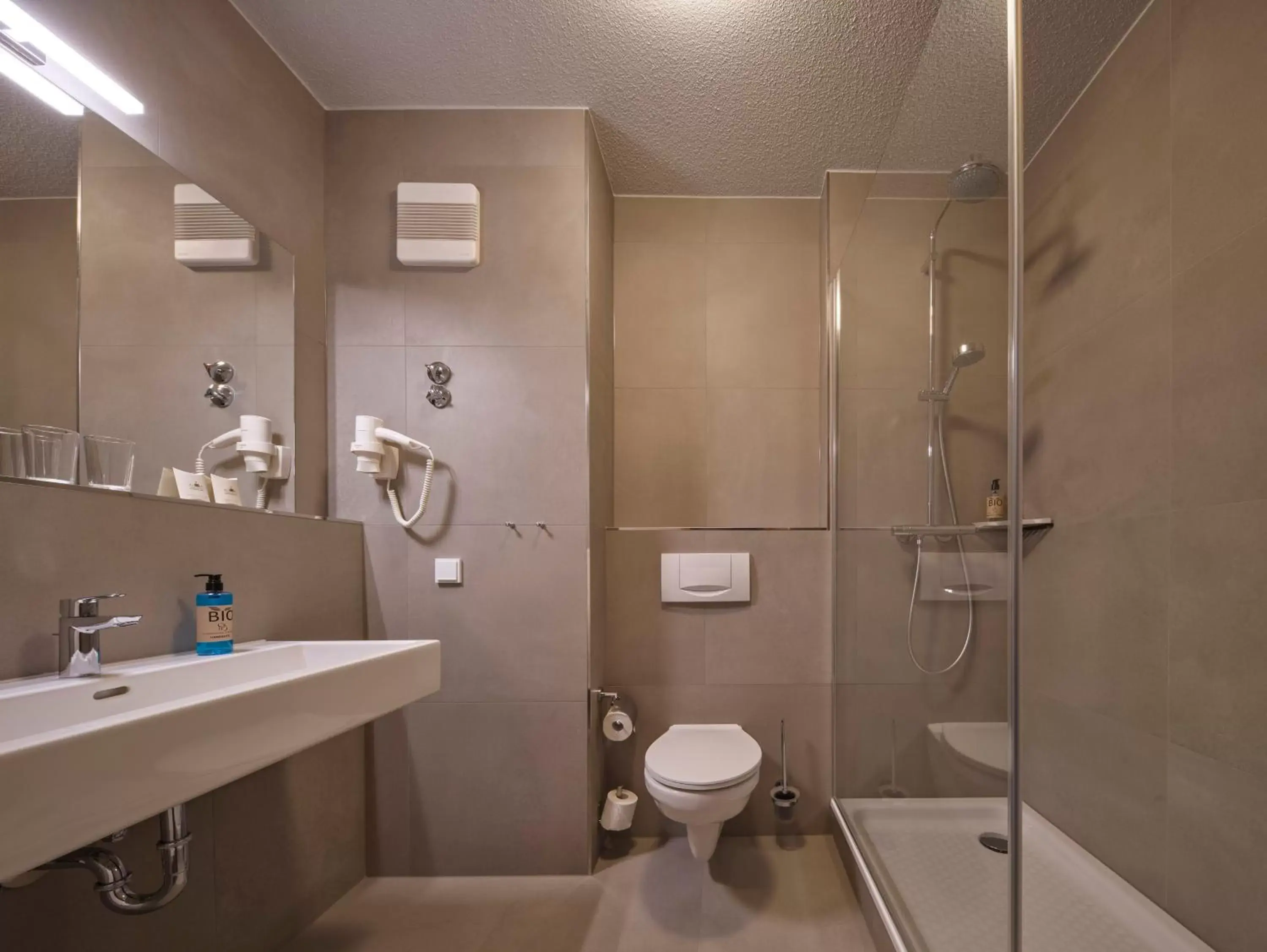 Bathroom in Classik Hotel Magdeburg