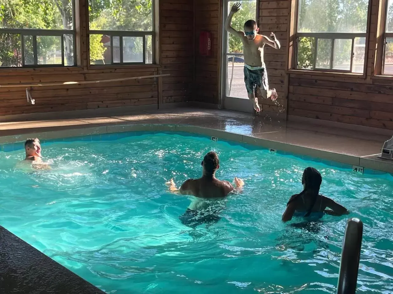 Swimming Pool in Pinetop Studio Suites