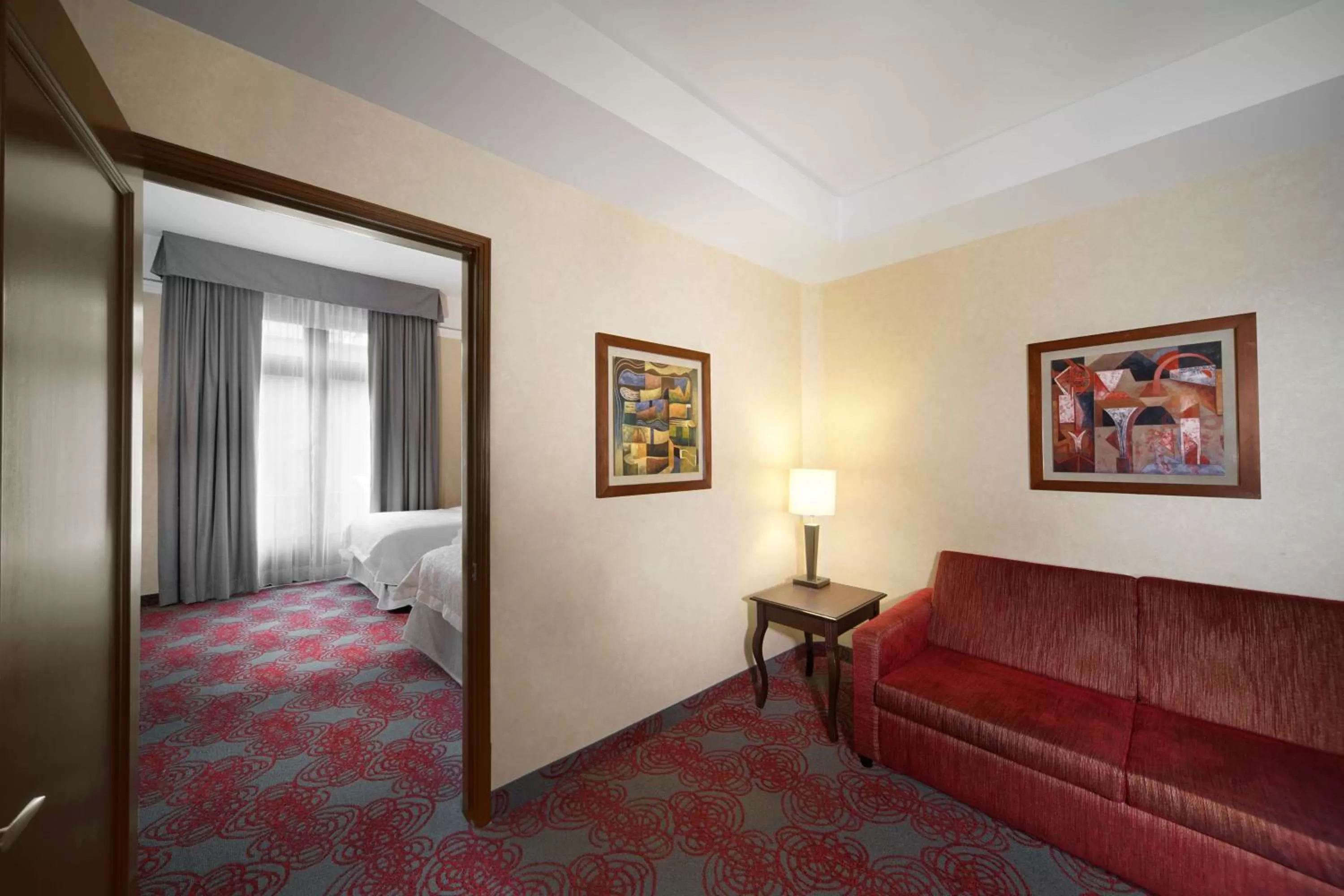 Living room, Bed in Hampton Inn & Suites Mexico City - Centro Historico