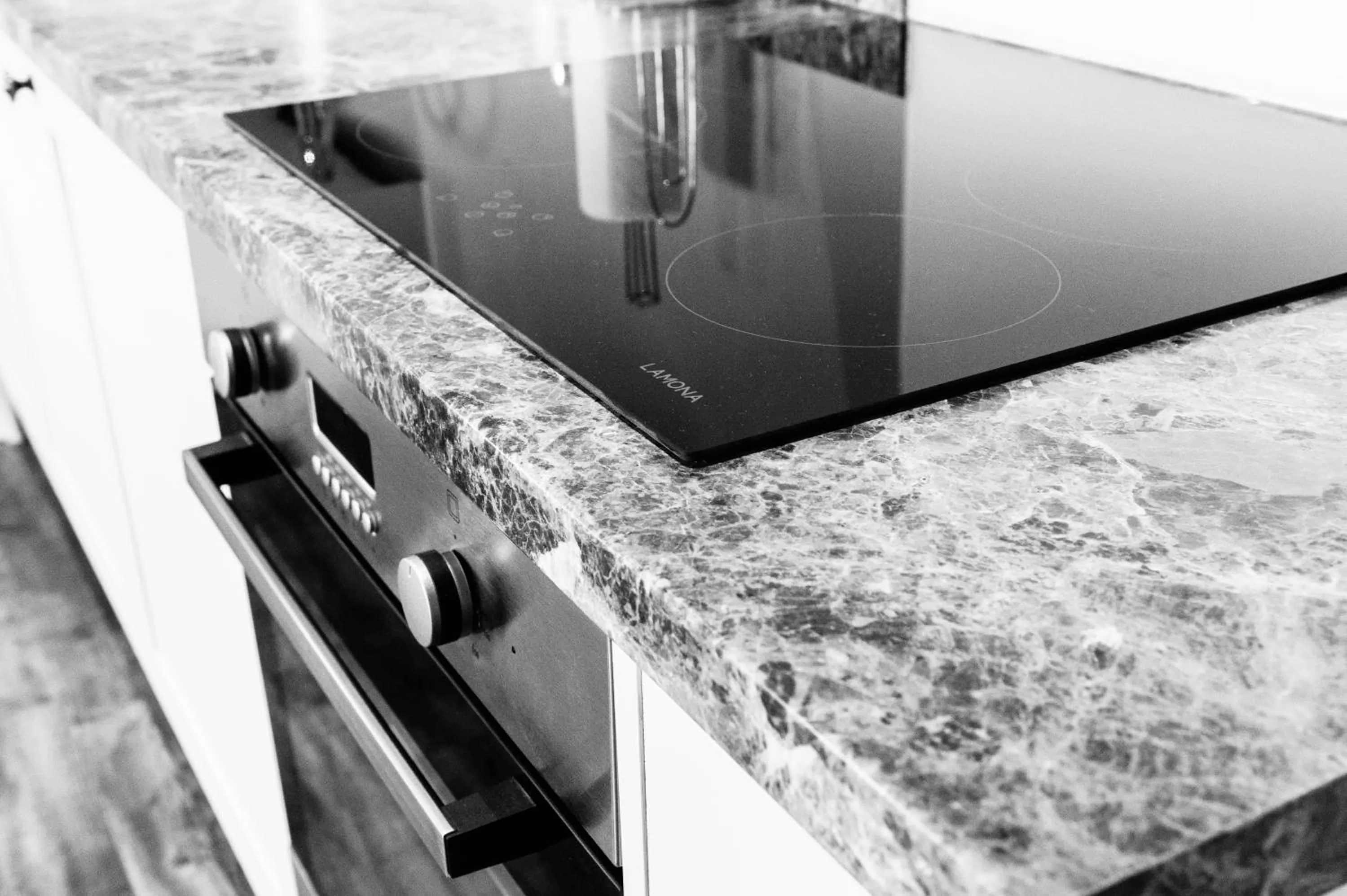 Kitchen or kitchenette, TV/Entertainment Center in Birchover Bridgford Hall