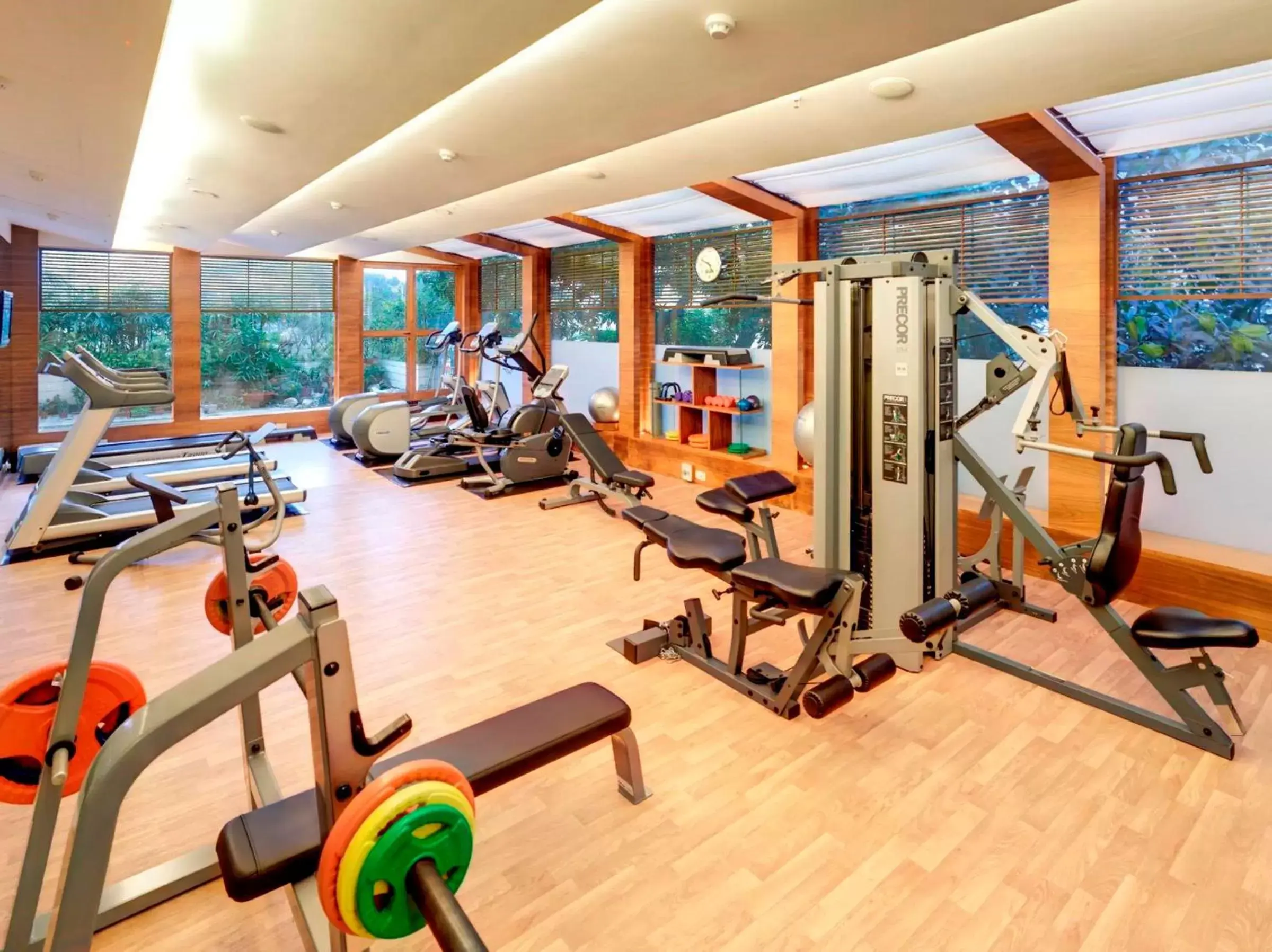 Spa and wellness centre/facilities, Fitness Center/Facilities in Kenilworth Hotel, Kolkata