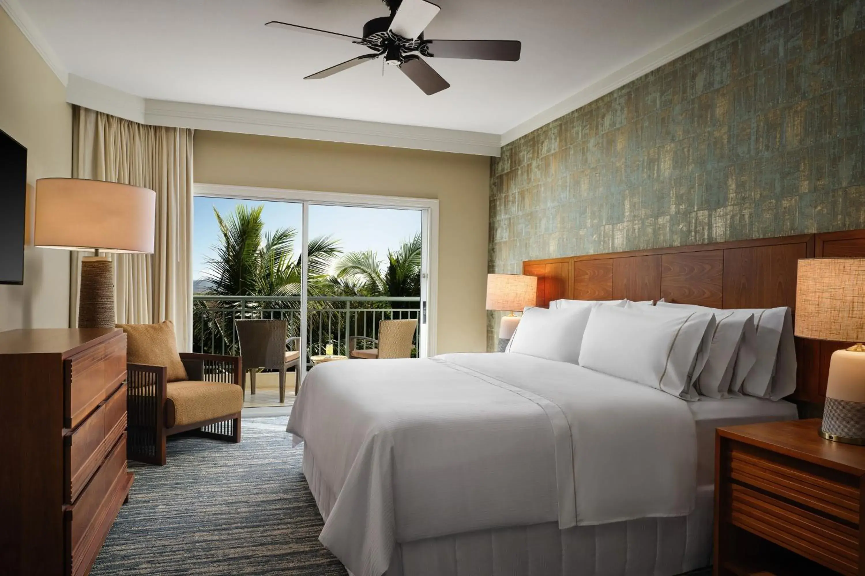Bedroom in The Westin Ka'anapali Ocean Resort Villas