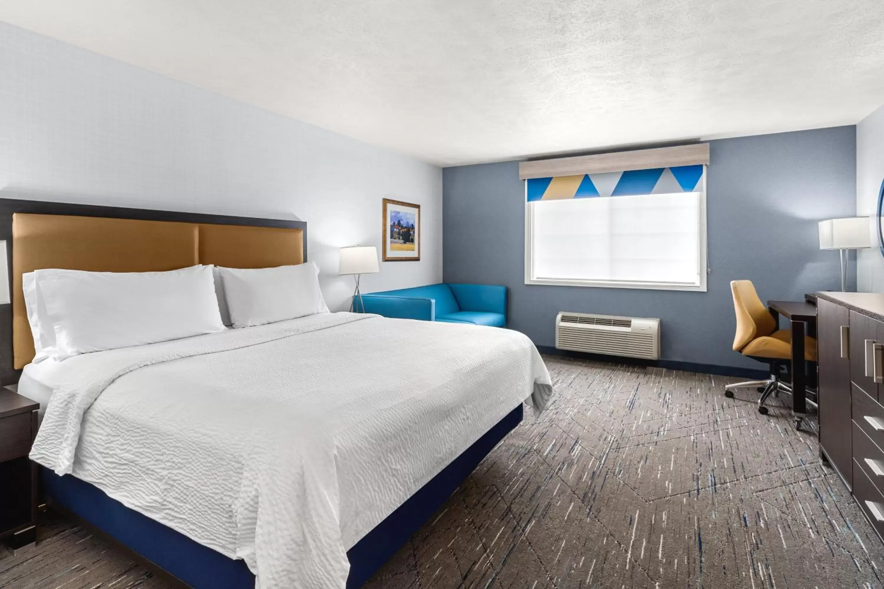 Photo of the whole room in Holiday Inn Express Wenatchee, an IHG Hotel