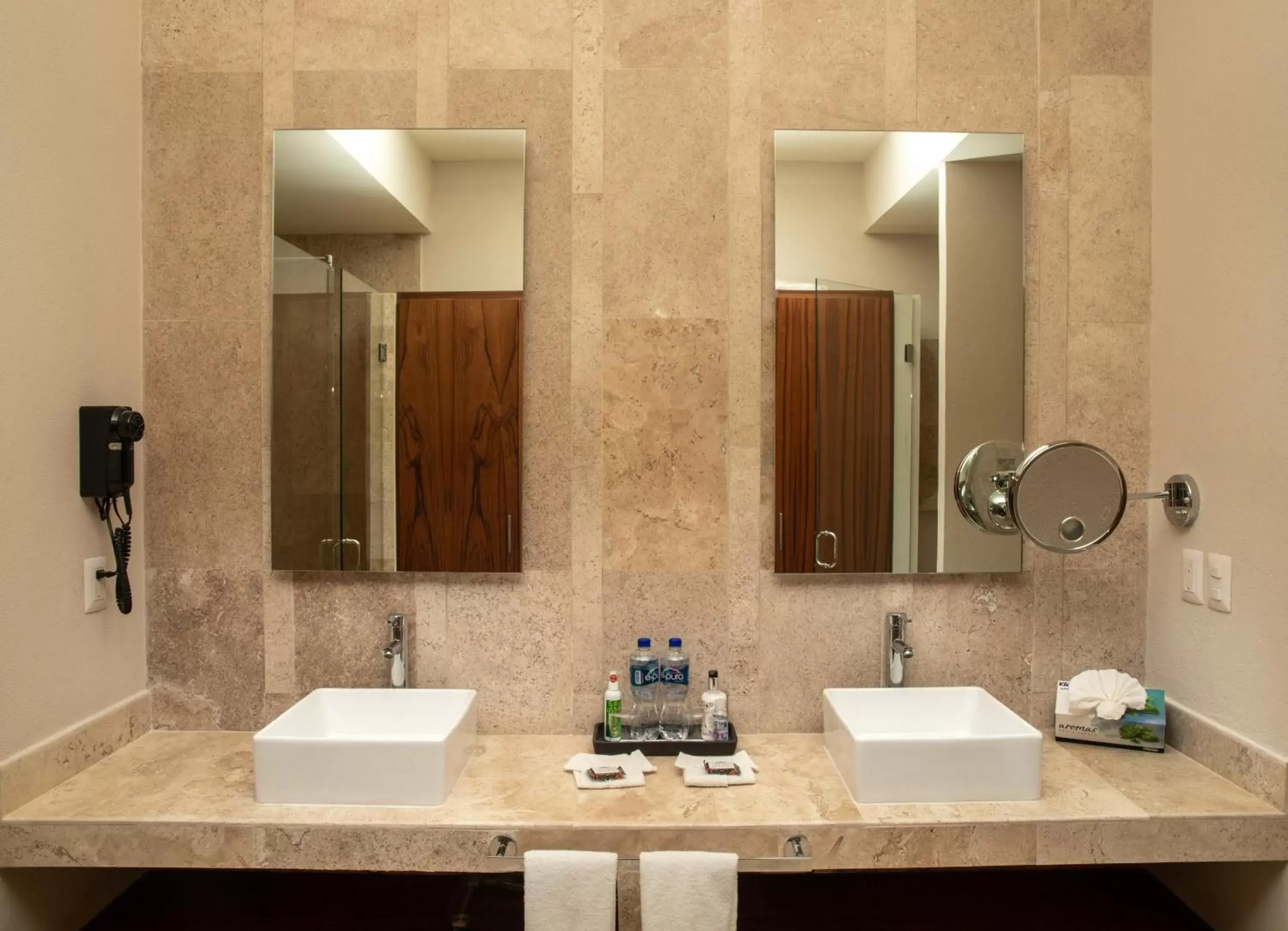 Bathroom in Xaha Villas Suites & Golf Resort