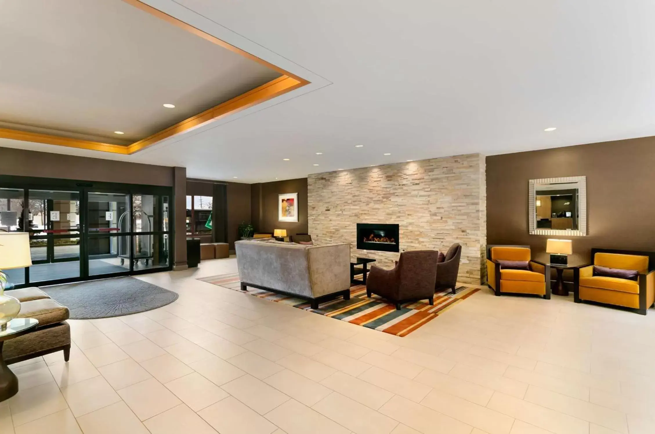Lobby or reception, Lobby/Reception in Embassy Suites by Hilton Chicago North Shore Deerfield