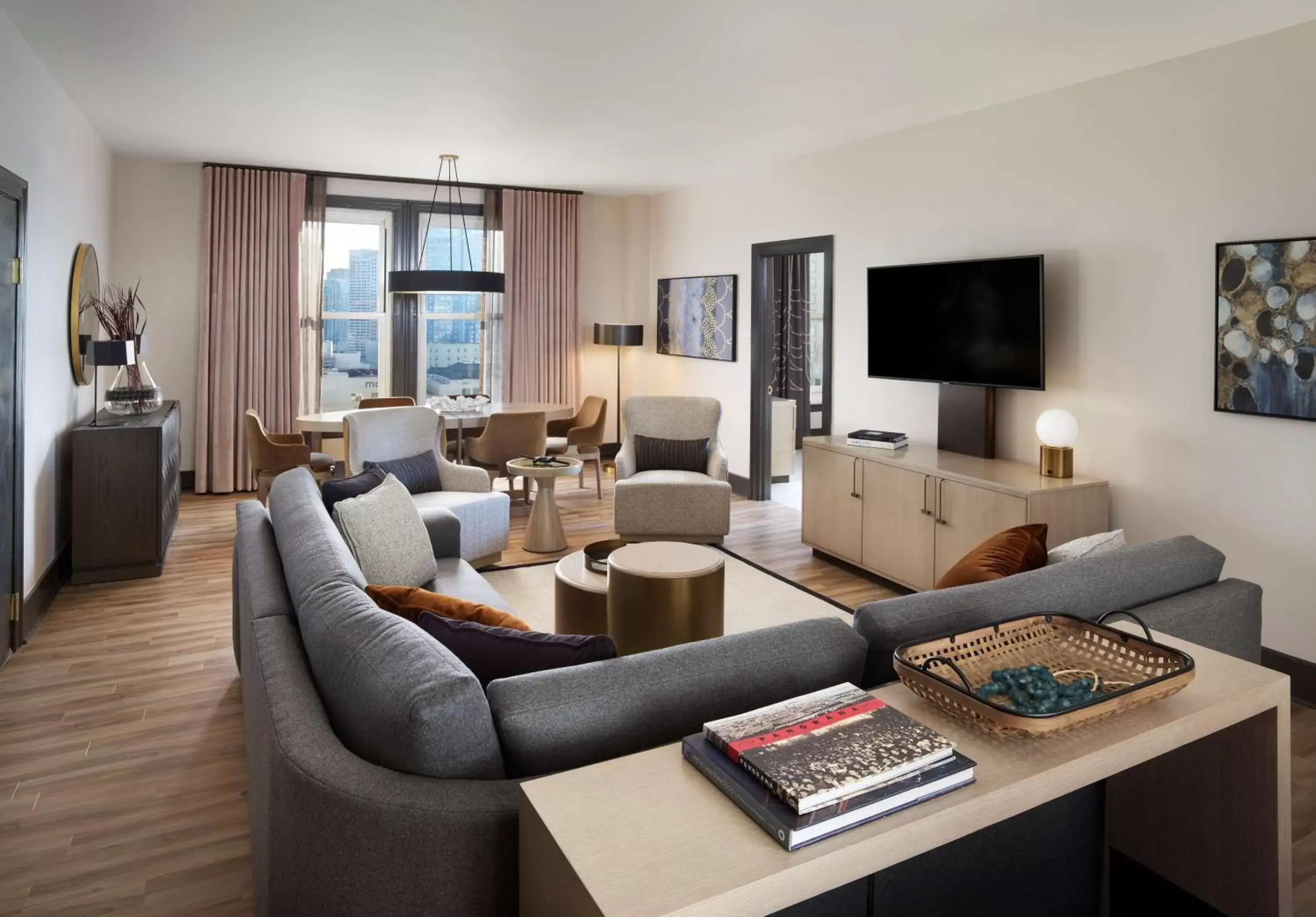 Living room, Seating Area in The Clift Royal Sonesta San Francisco