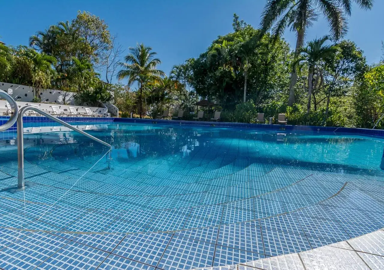 Swimming Pool in Hotel Colinas del Sol