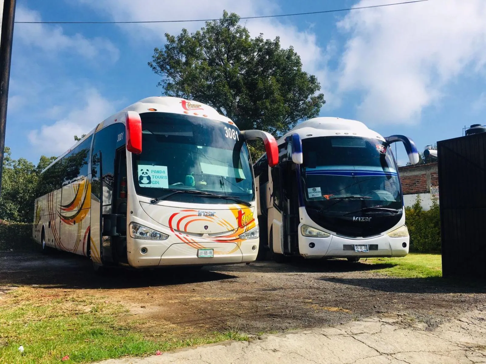 Parking in Hotel Posada Camelinas