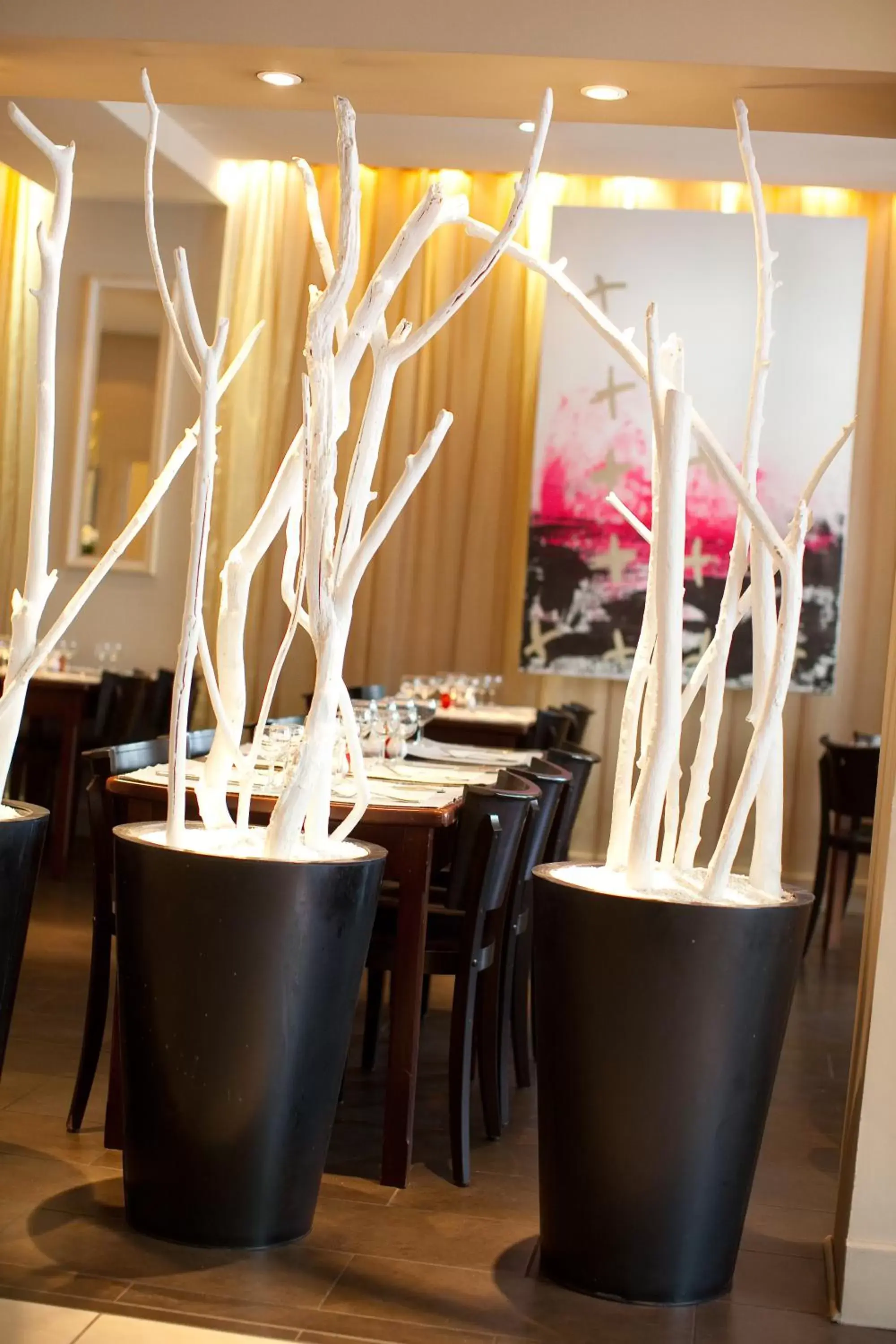 Decorative detail, Restaurant/Places to Eat in Hotel Les Negociants