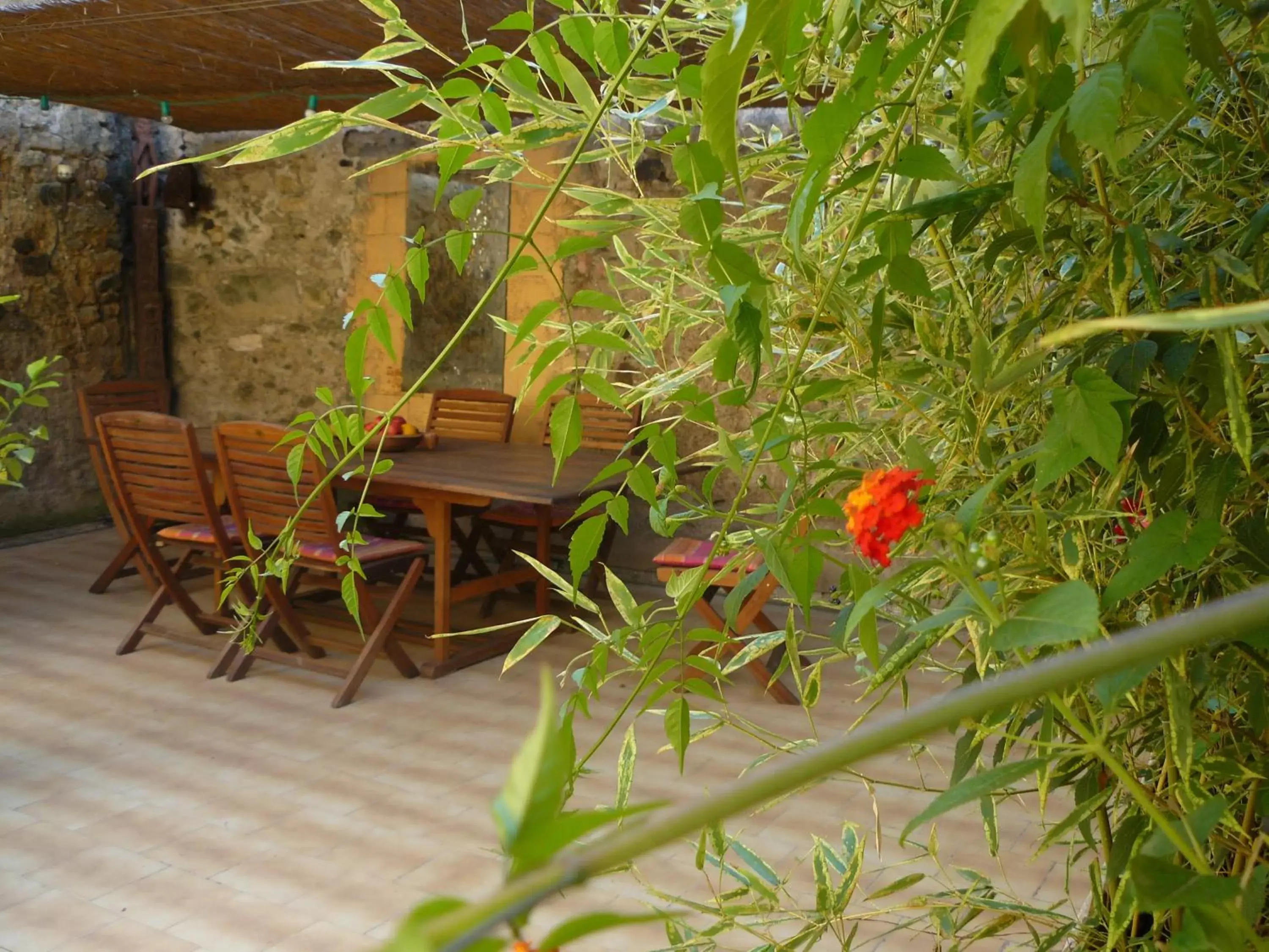 Patio in Chambres d'Hôtes de Fleurus