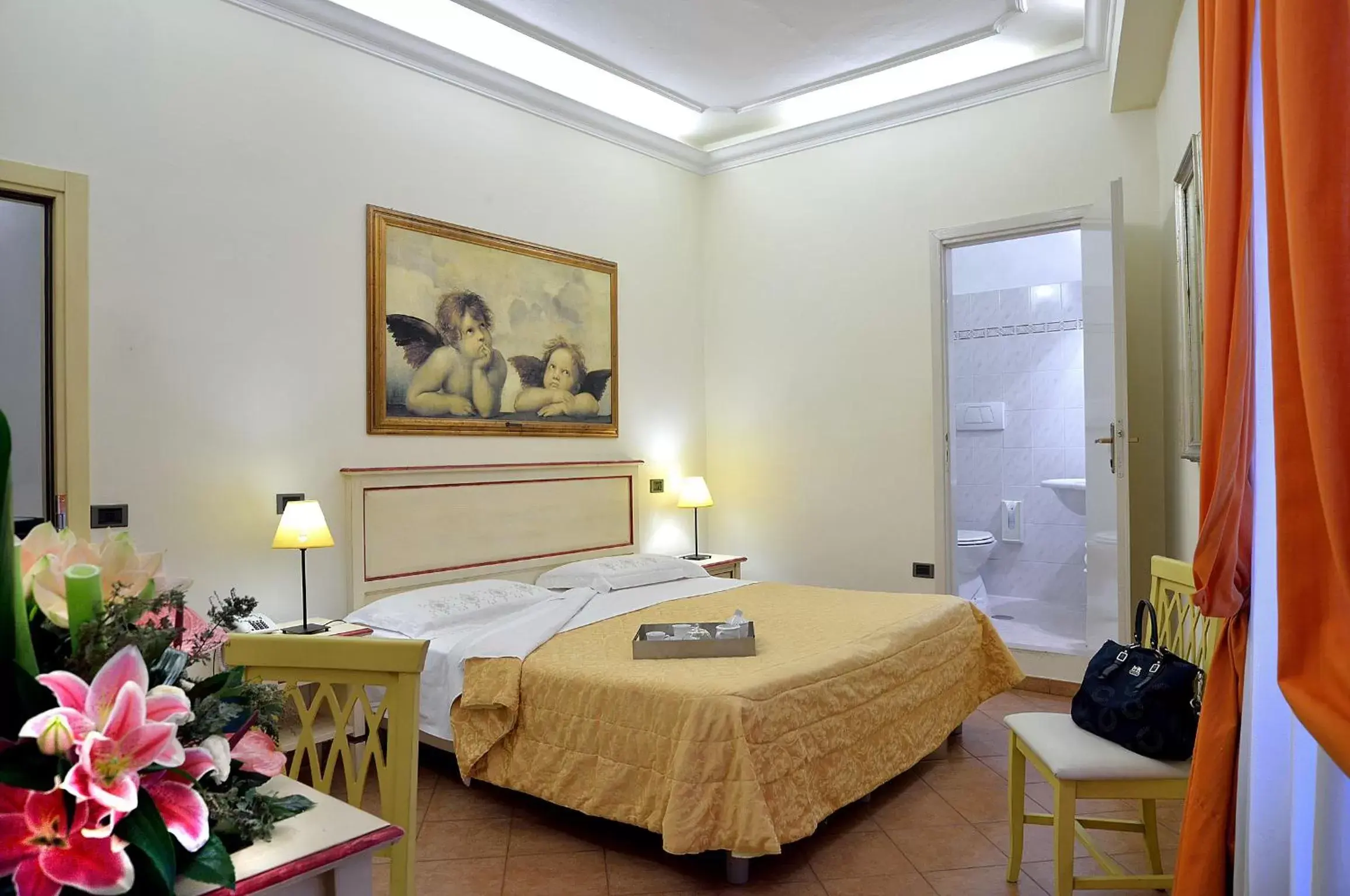 Photo of the whole room, Bed in Hotel Vasari