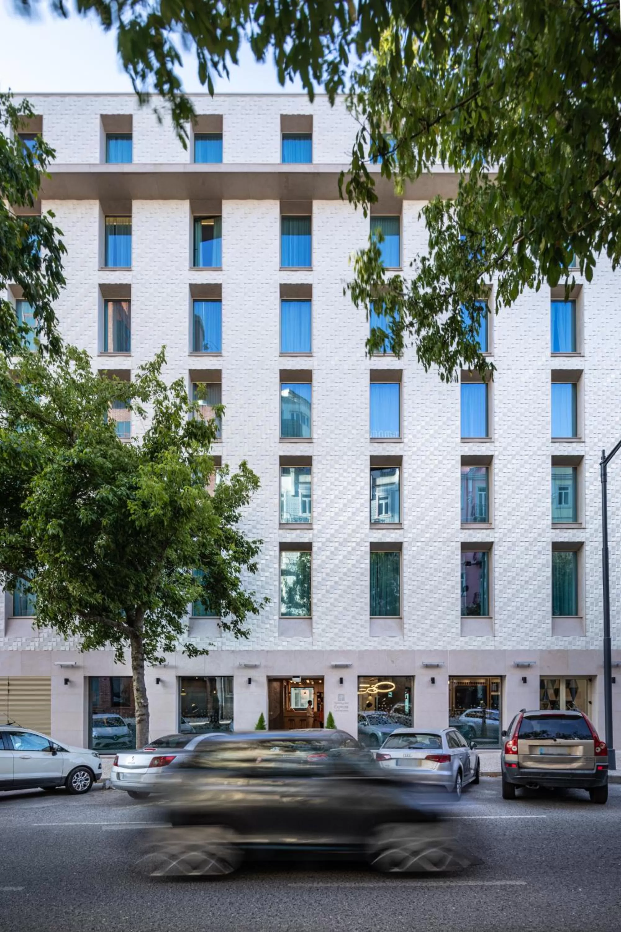 Property building in Holiday Inn Express - Lisbon - Plaza Saldanha by IHG