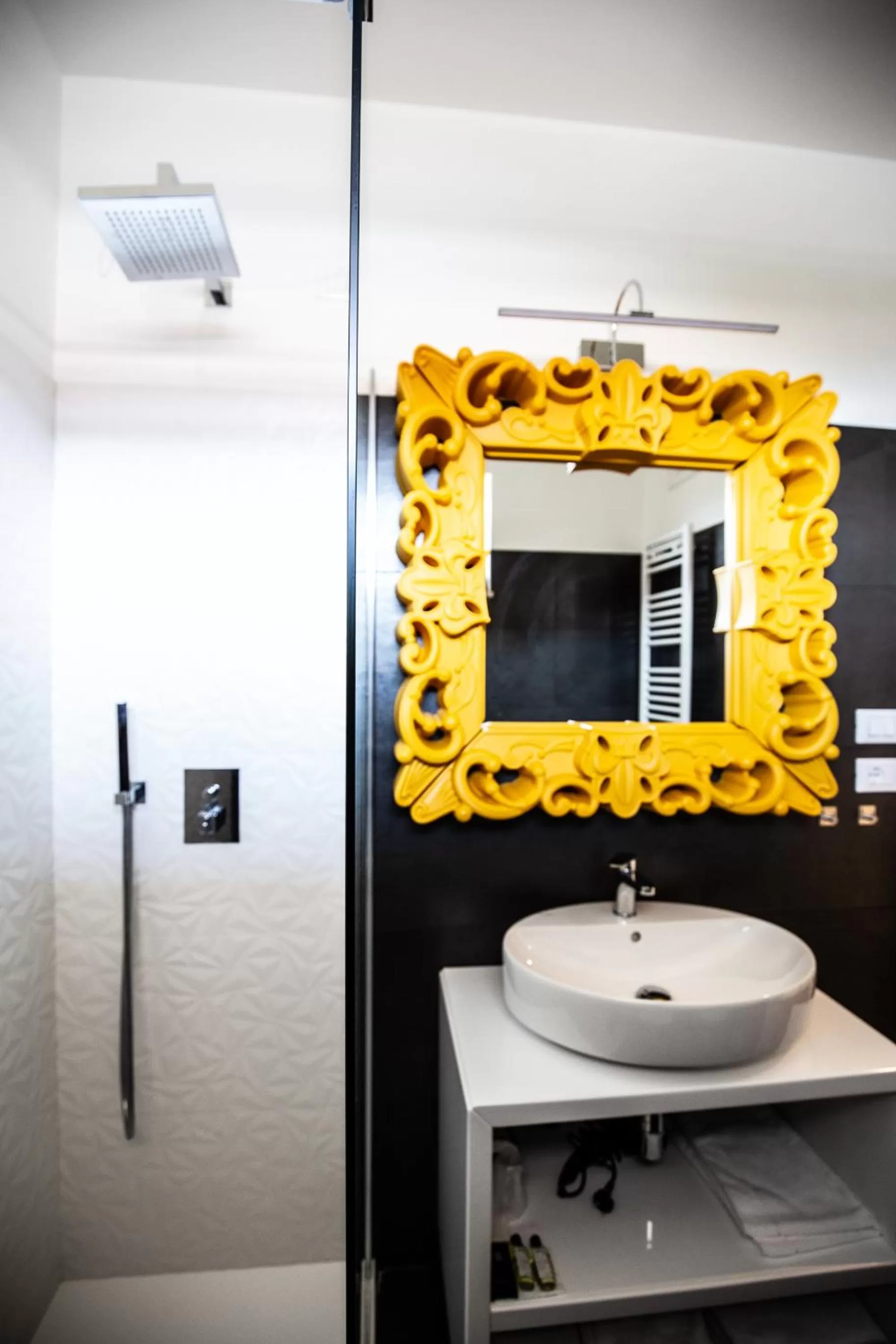 Bathroom in Hotel La Compagnia Del Viaggiatore