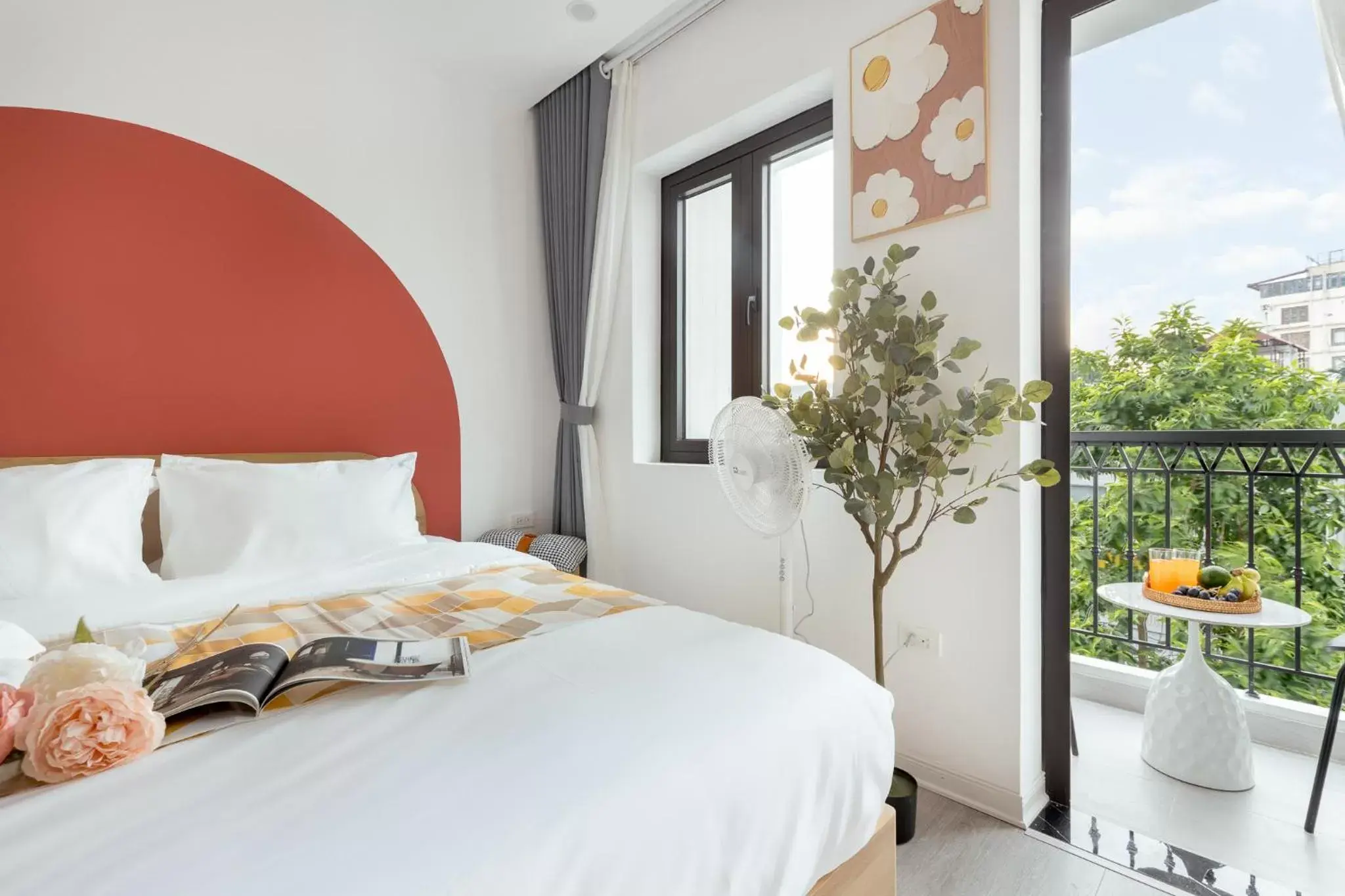 Bedroom, Bed in Crescendo Boutique Studio Bedroom, Bed in Crescendo Boutique Studio