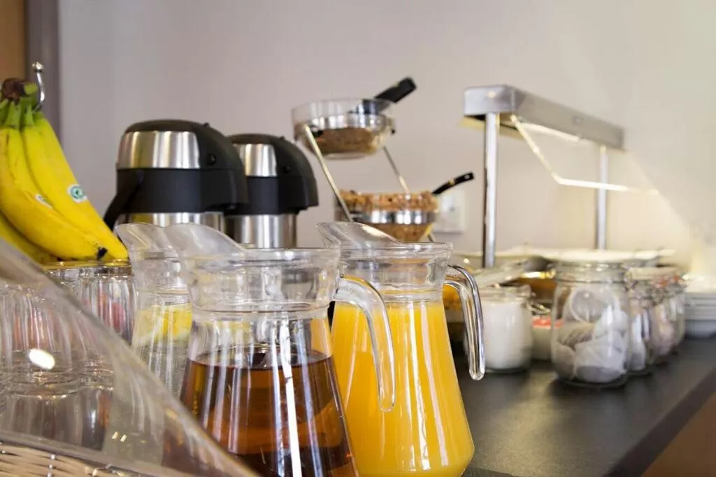 Breakfast in Britannia Study Hotel