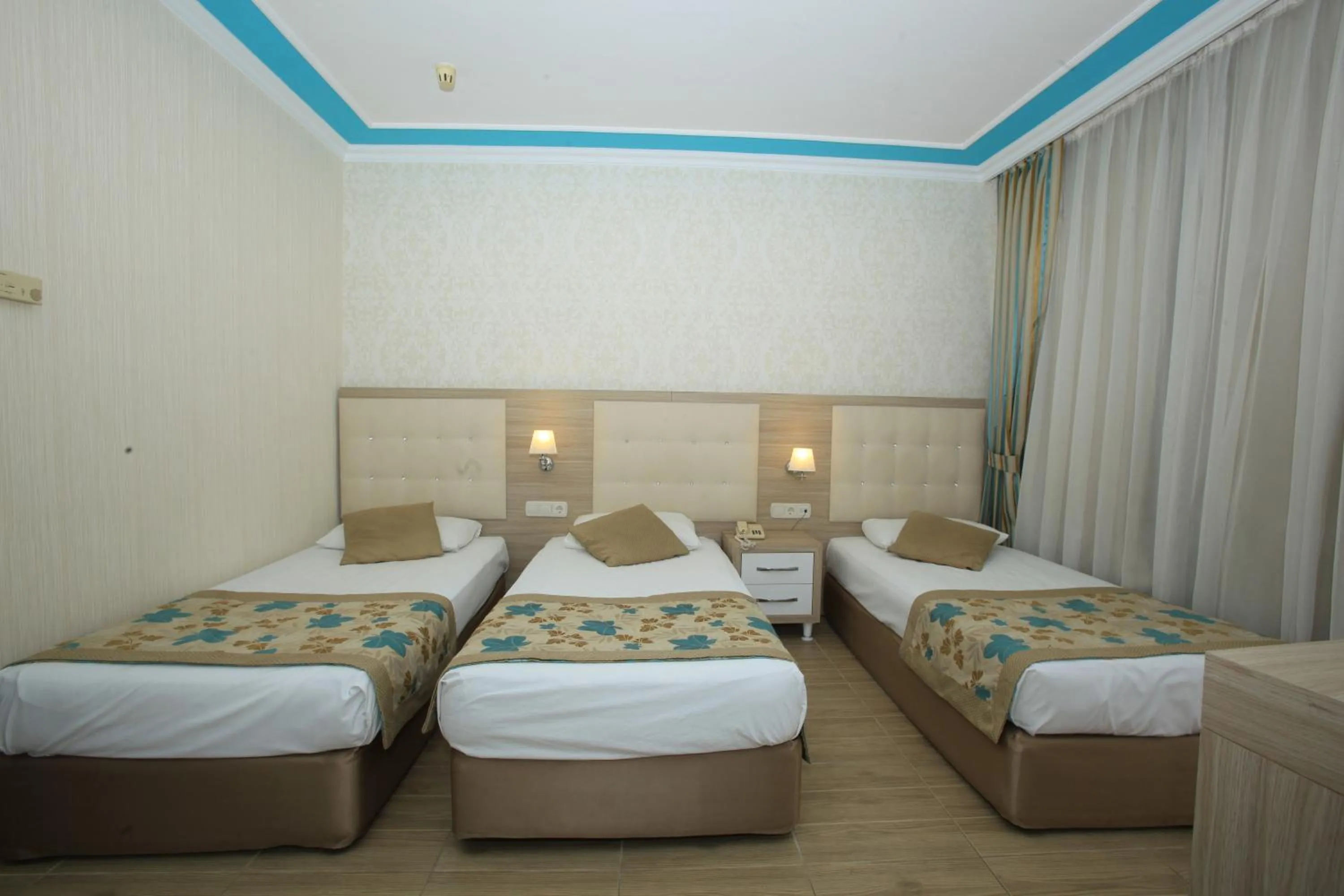 Bed in Cender Hotel