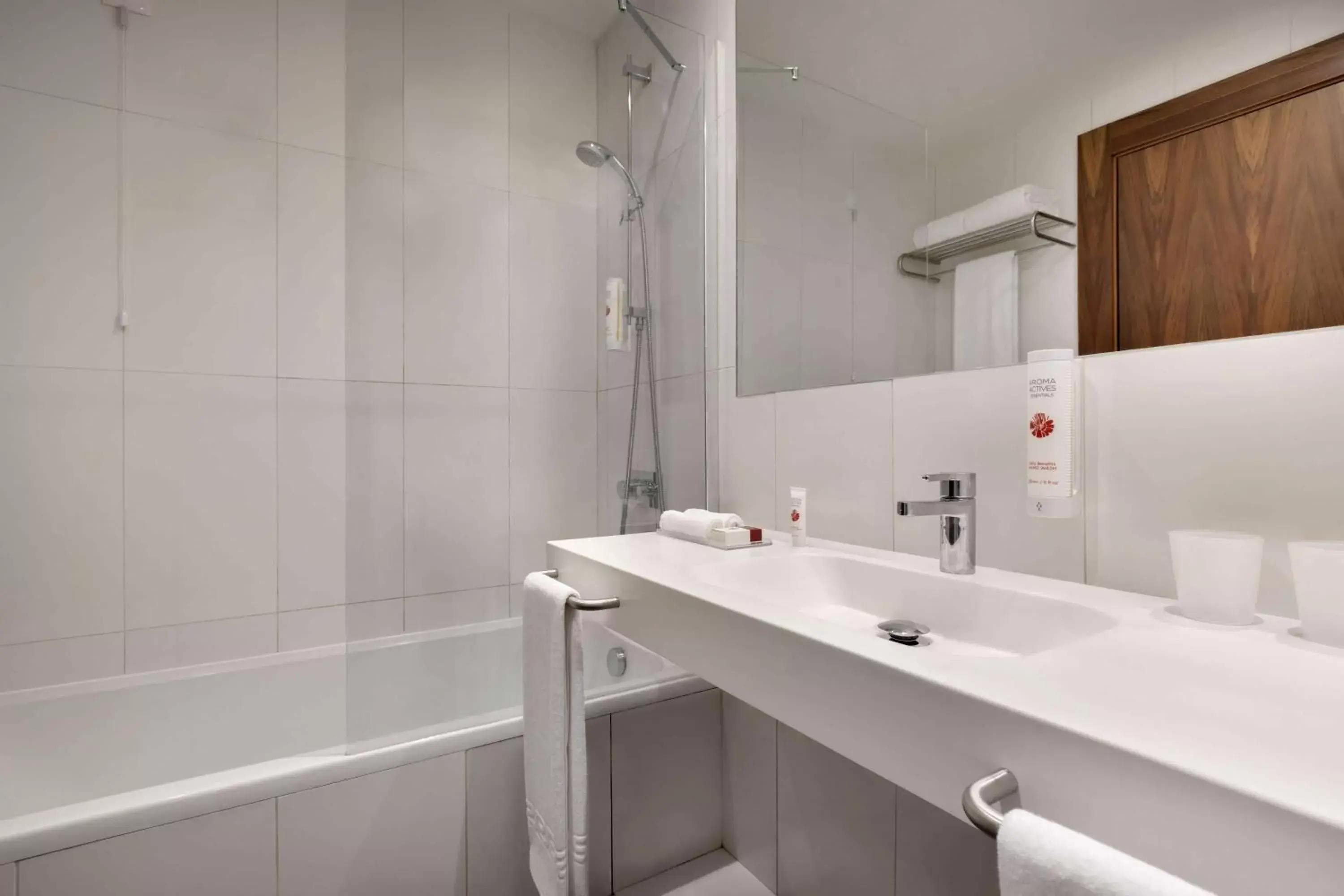 Bathroom in Ramada by Wyndham Lisbon