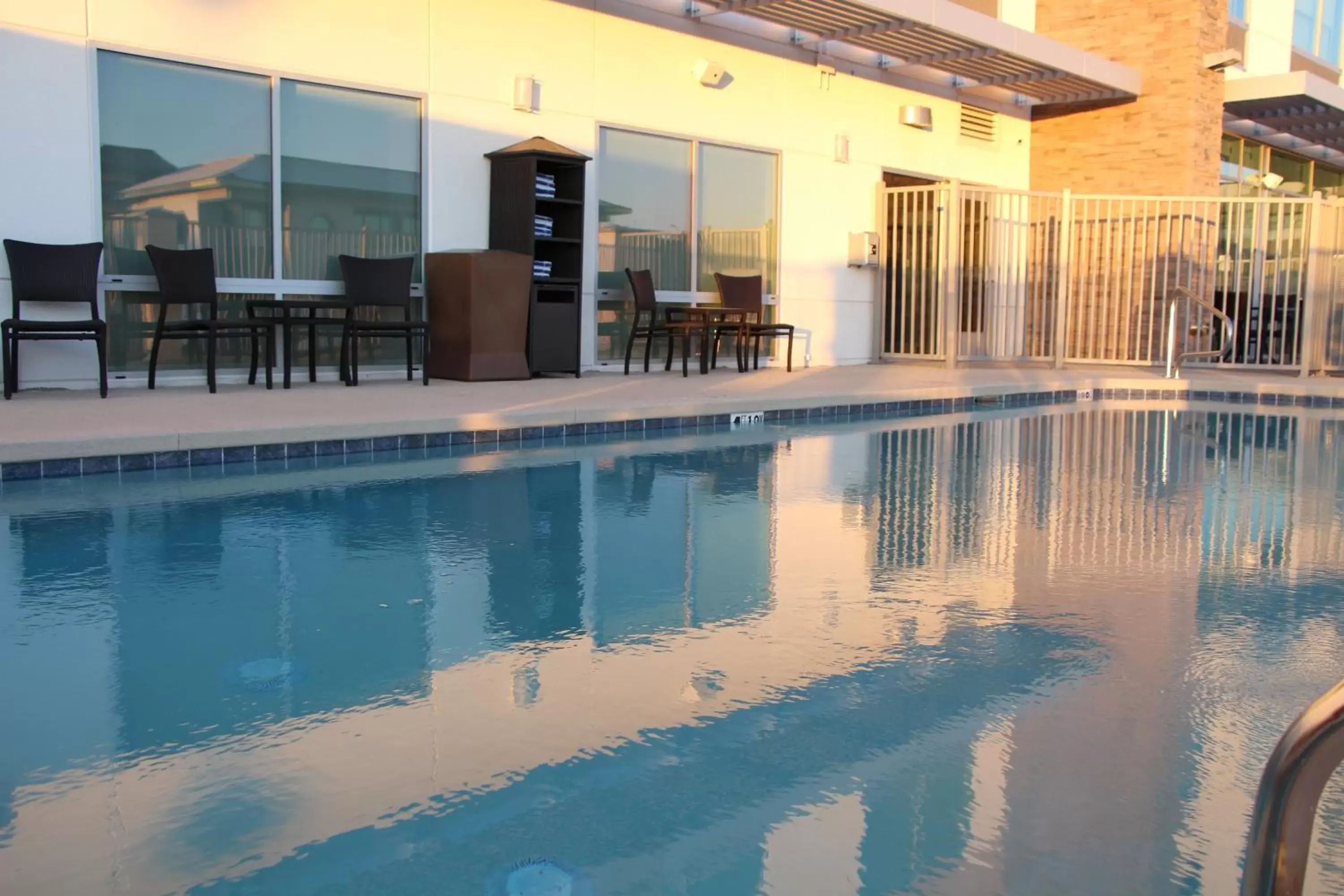 Swimming Pool in Holiday Inn Express & Suites - Phoenix - Airport North, an IHG Hotel