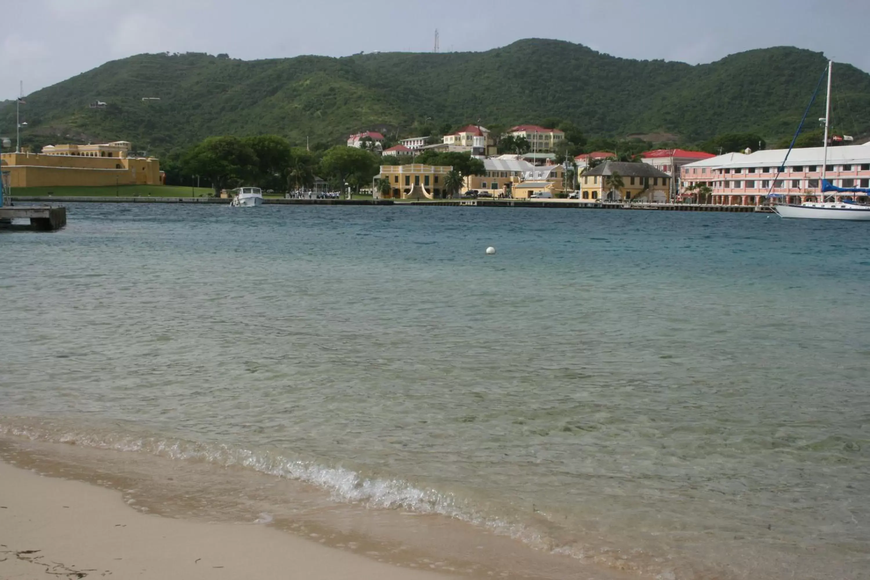 Beach in Hotel on the Cay