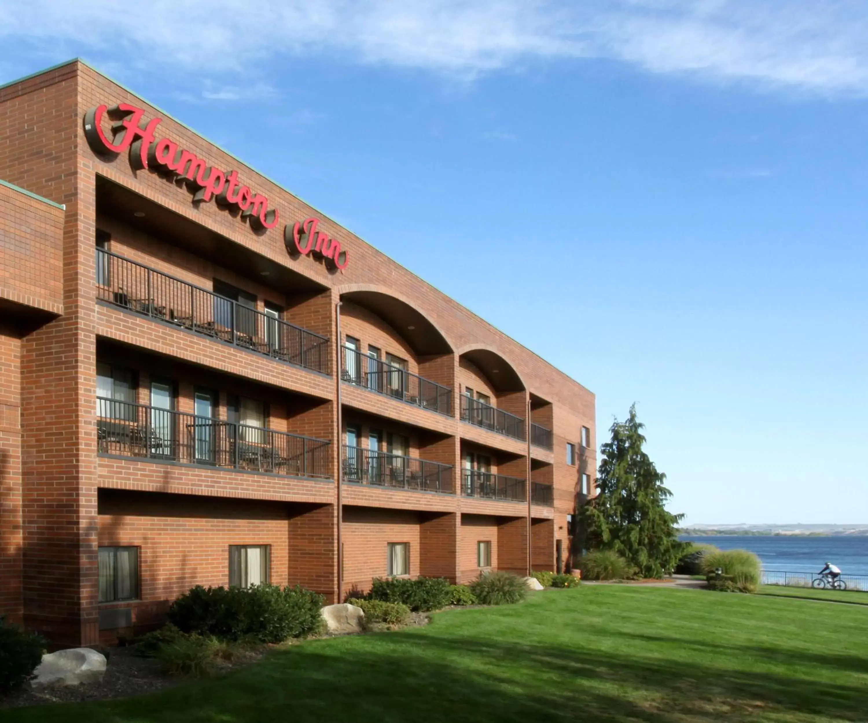 Property Building in Hampton Inn Richland-Tri Cities