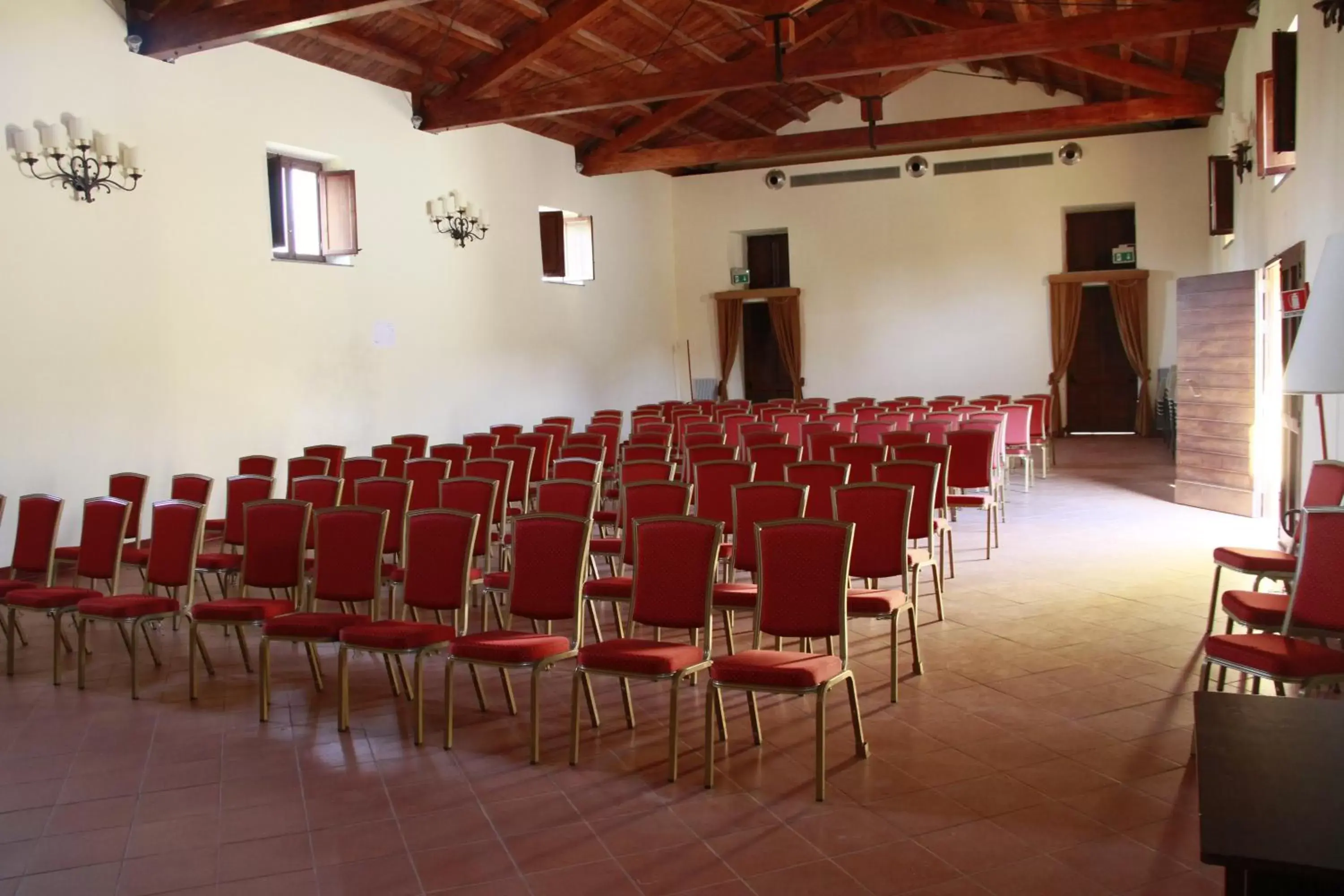 Business facilities in Hotel Villa Lampedusa