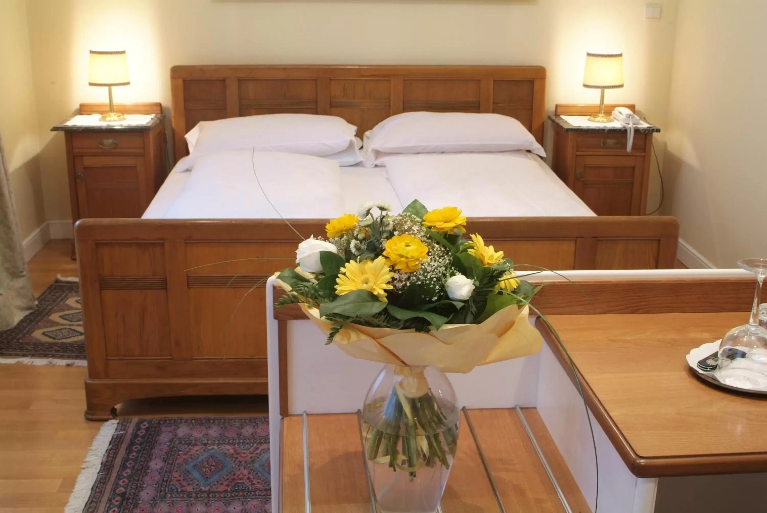 Photo of the whole room, Bed in Hotel Villa Westend Photo of the whole room, Bed in Hotel Villa Westend