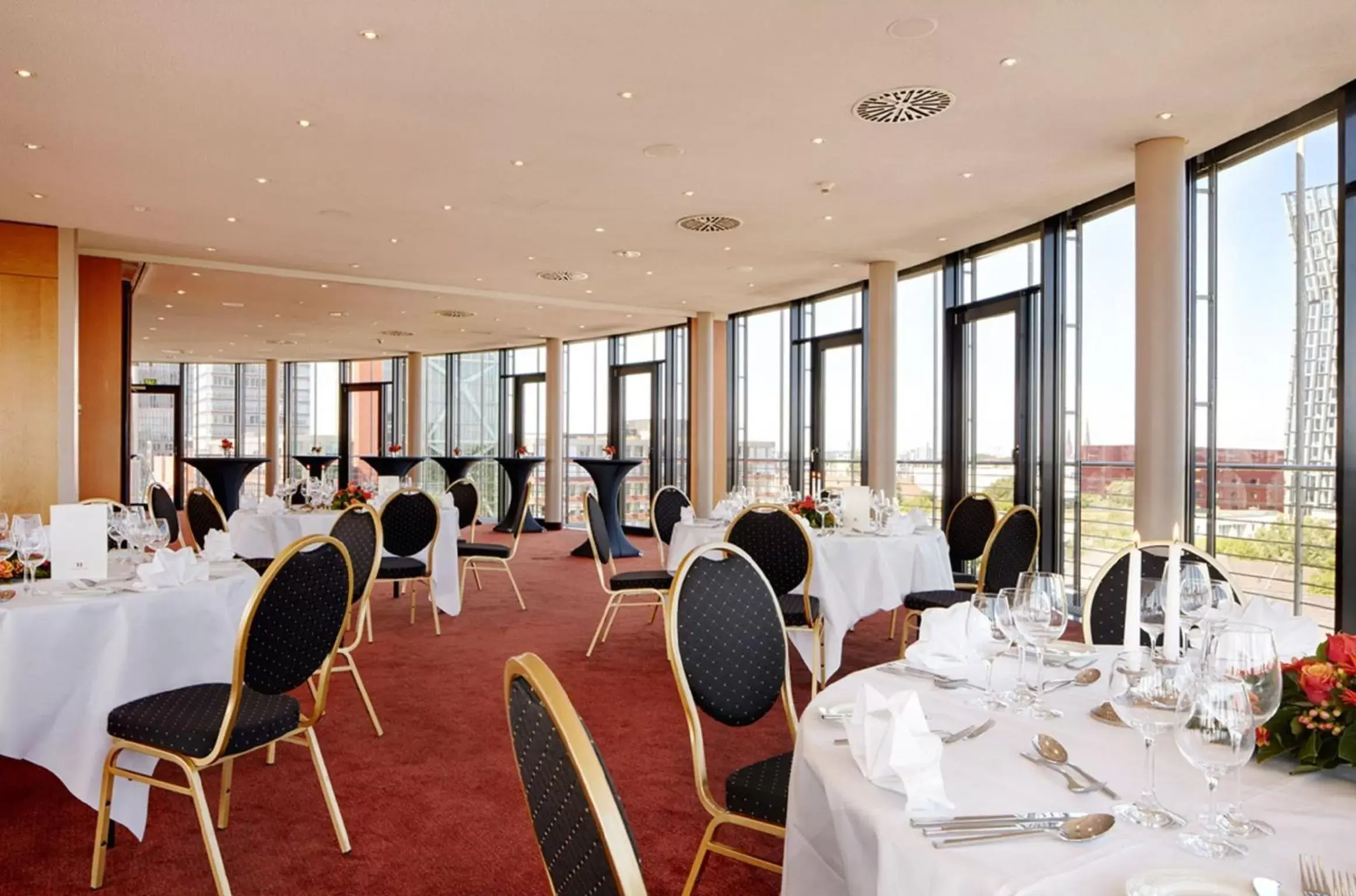 Business facilities, Restaurant/Places to Eat in Hotel Hafen Hamburg